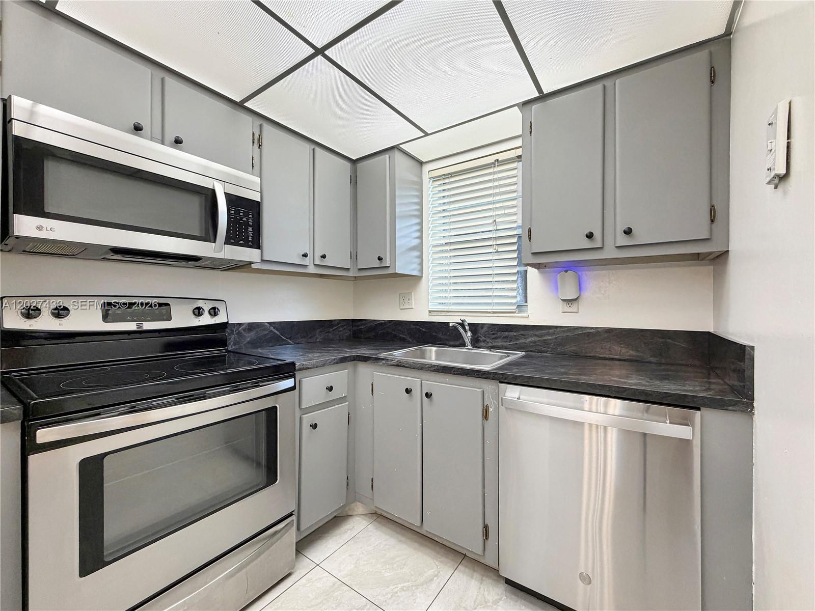 Property photo # 8