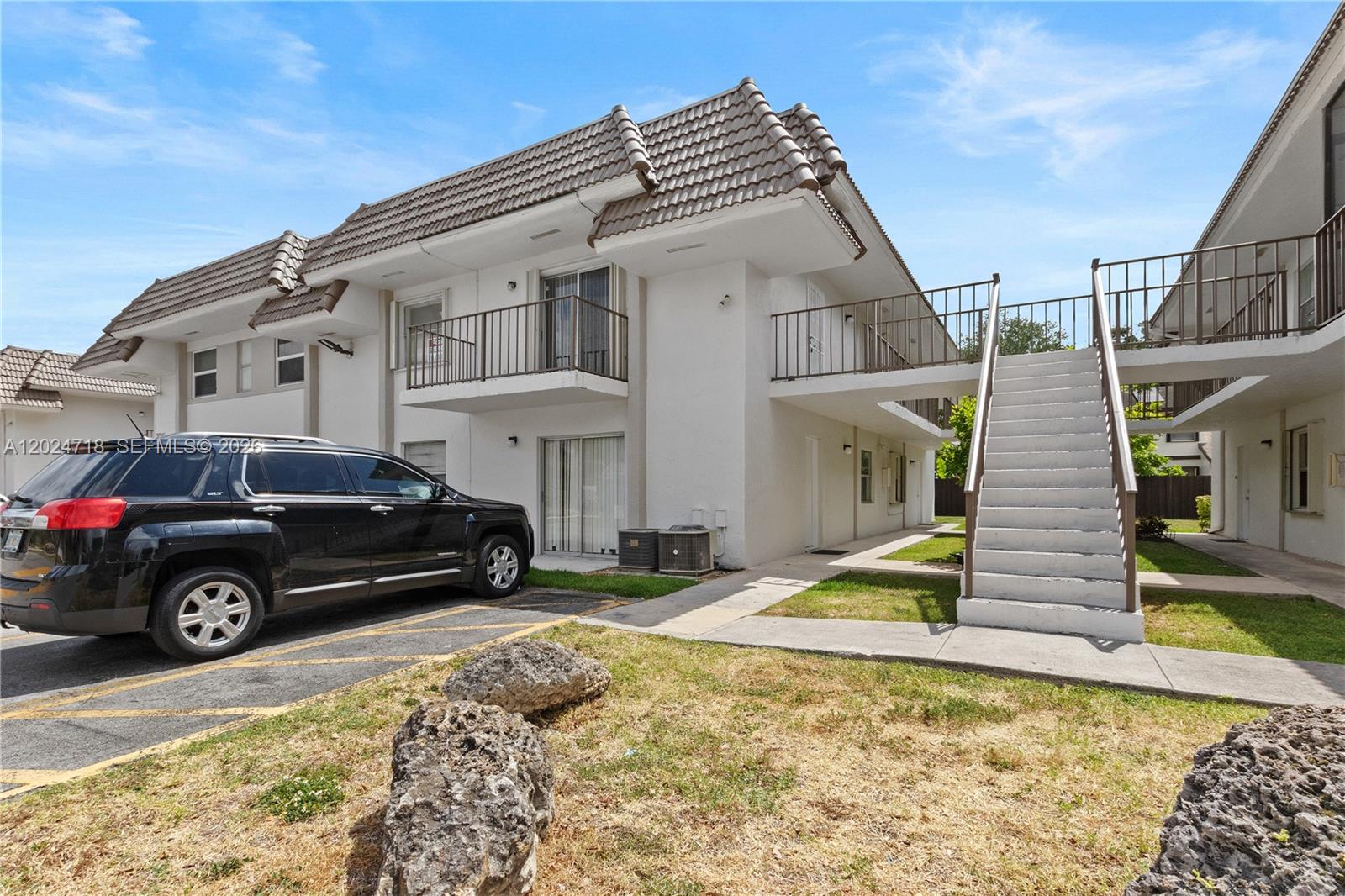 Greentree Condo