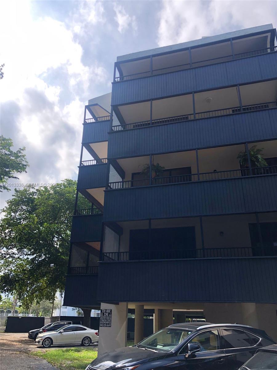 Parkway Grove Condo Part