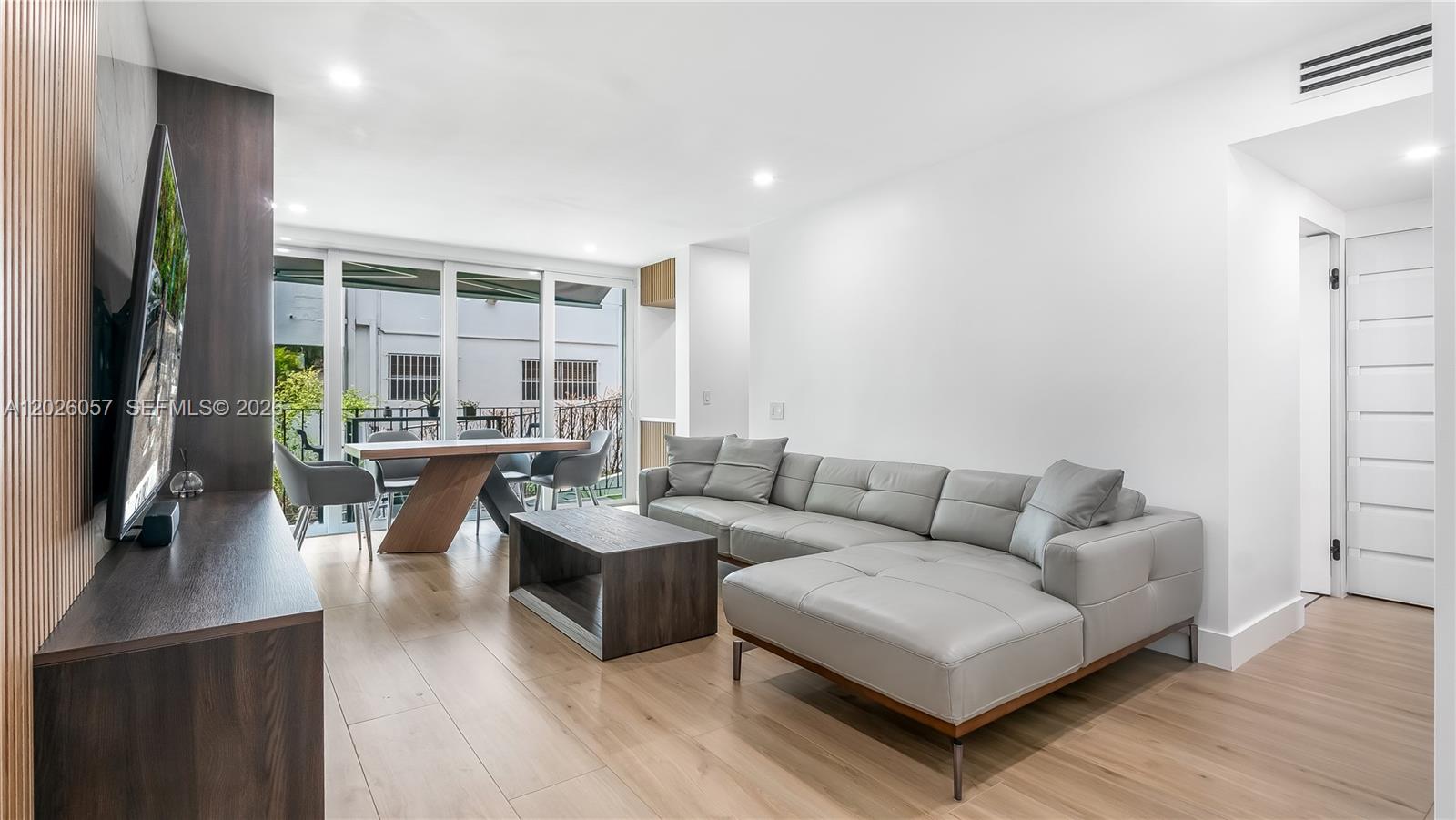Property photo # 4