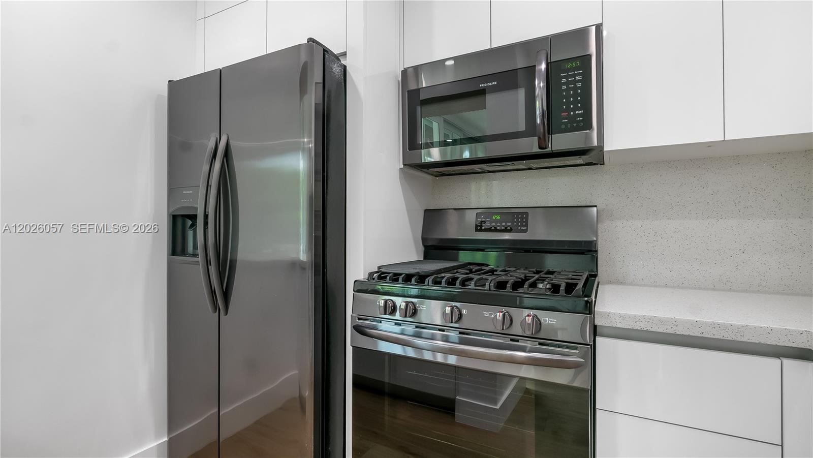 Property photo # 9
