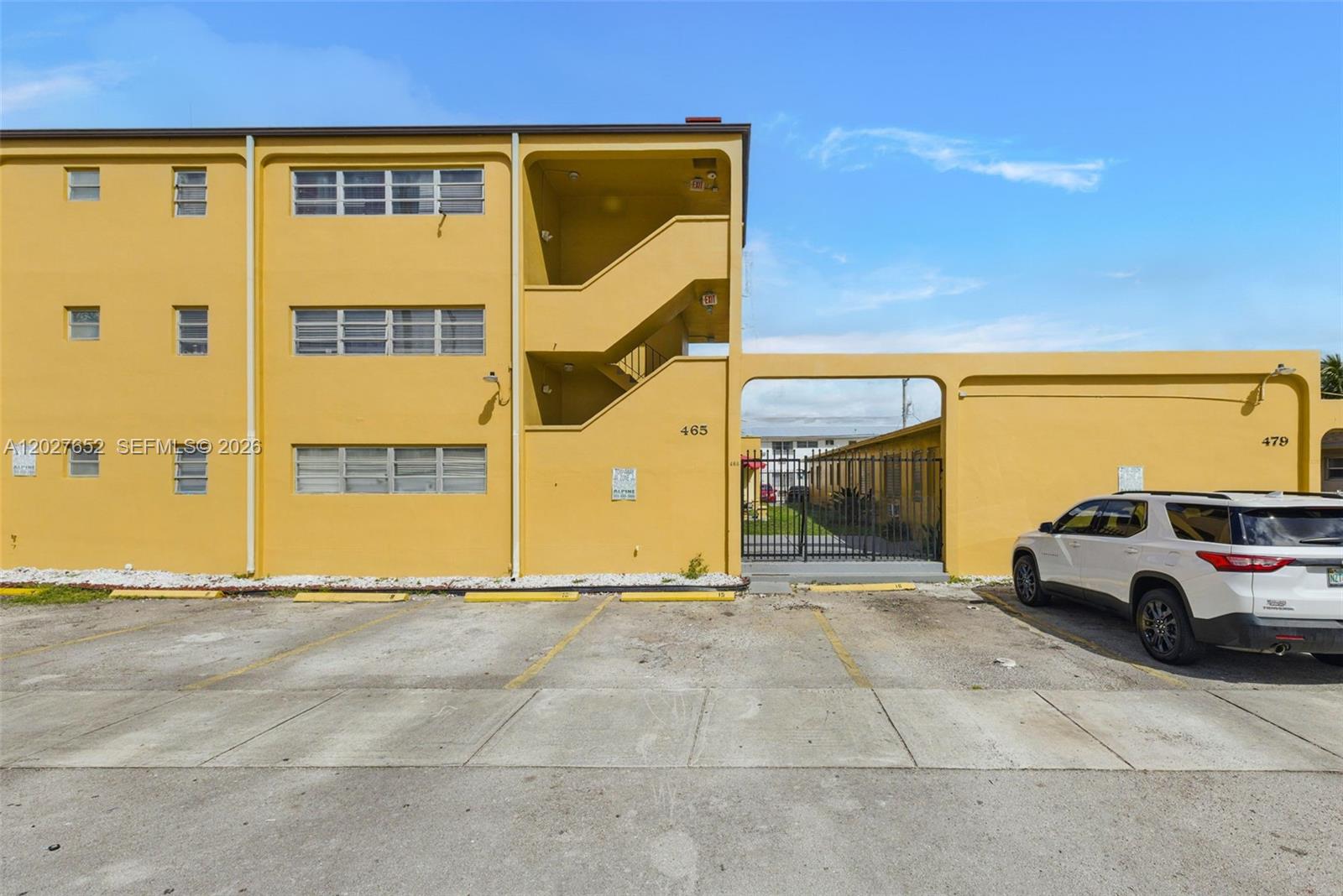 Property photo # 1
