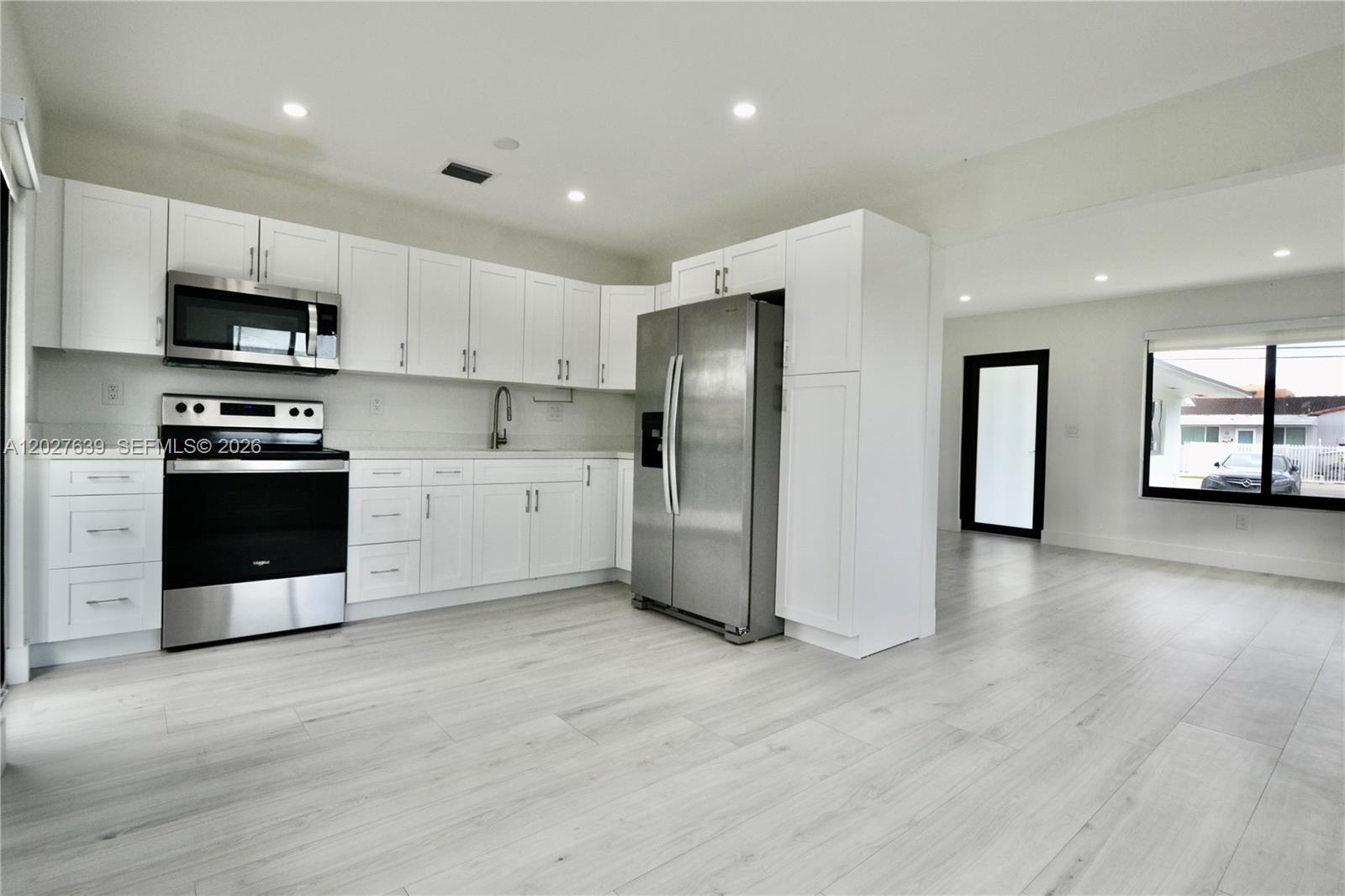 Property photo # 4