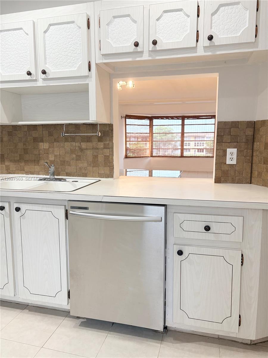 Property photo # 9