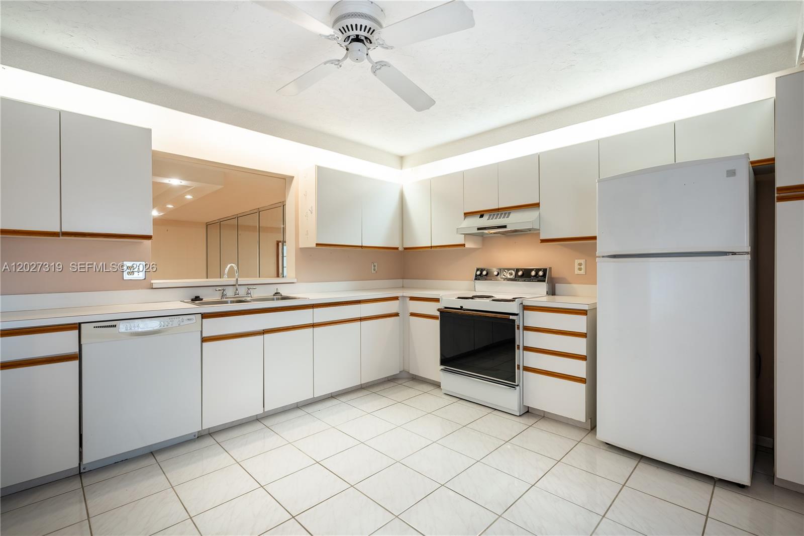 Property photo # 7