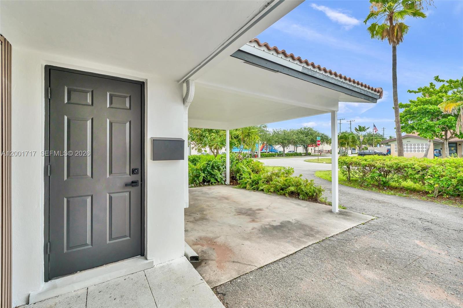 Coral Ridge Isles