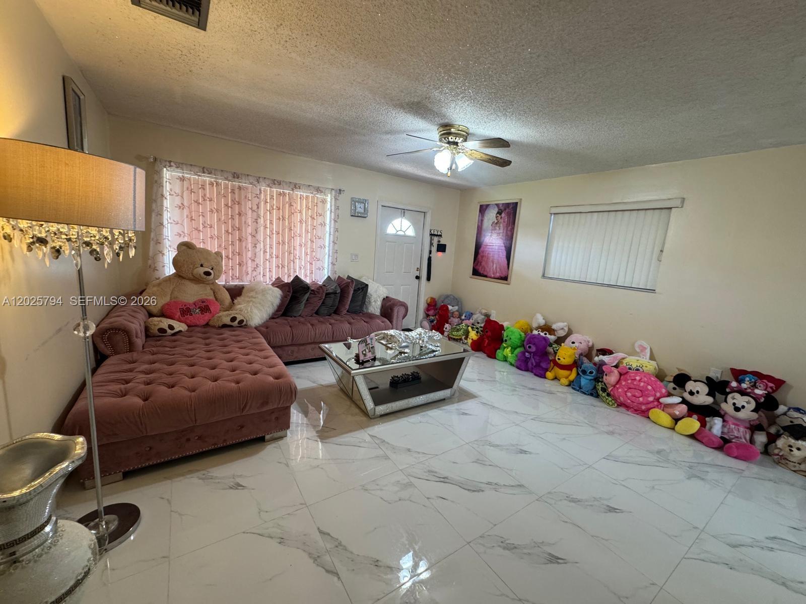 Homes for sale in Hollywood, FL | 5923 Fillmore St, Hollywood, FL 33021 | MLS# A12025794