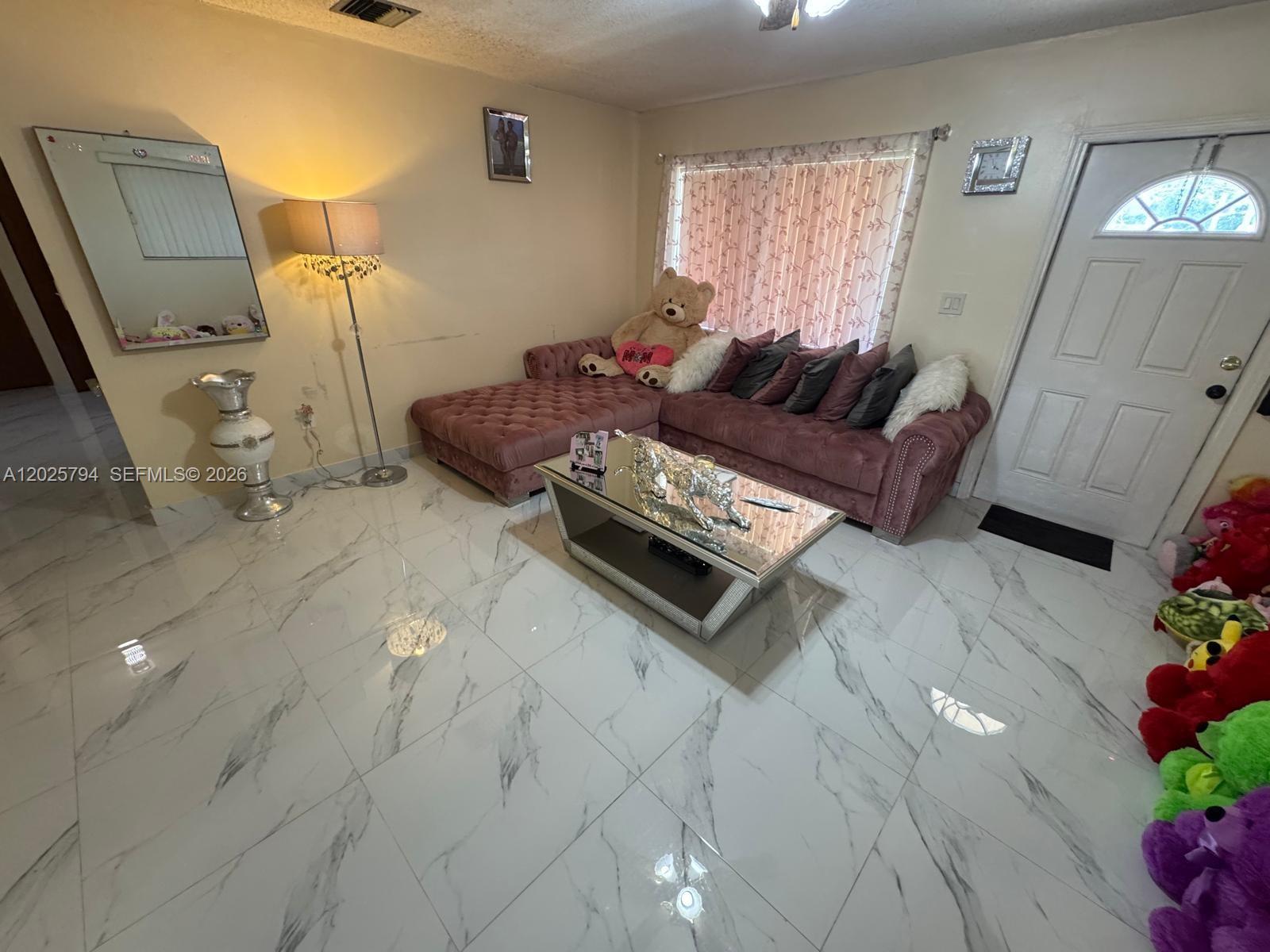 Homes for sale in Hollywood, FL | 5923 Fillmore St, Hollywood, FL 33021 | MLS# A12025794