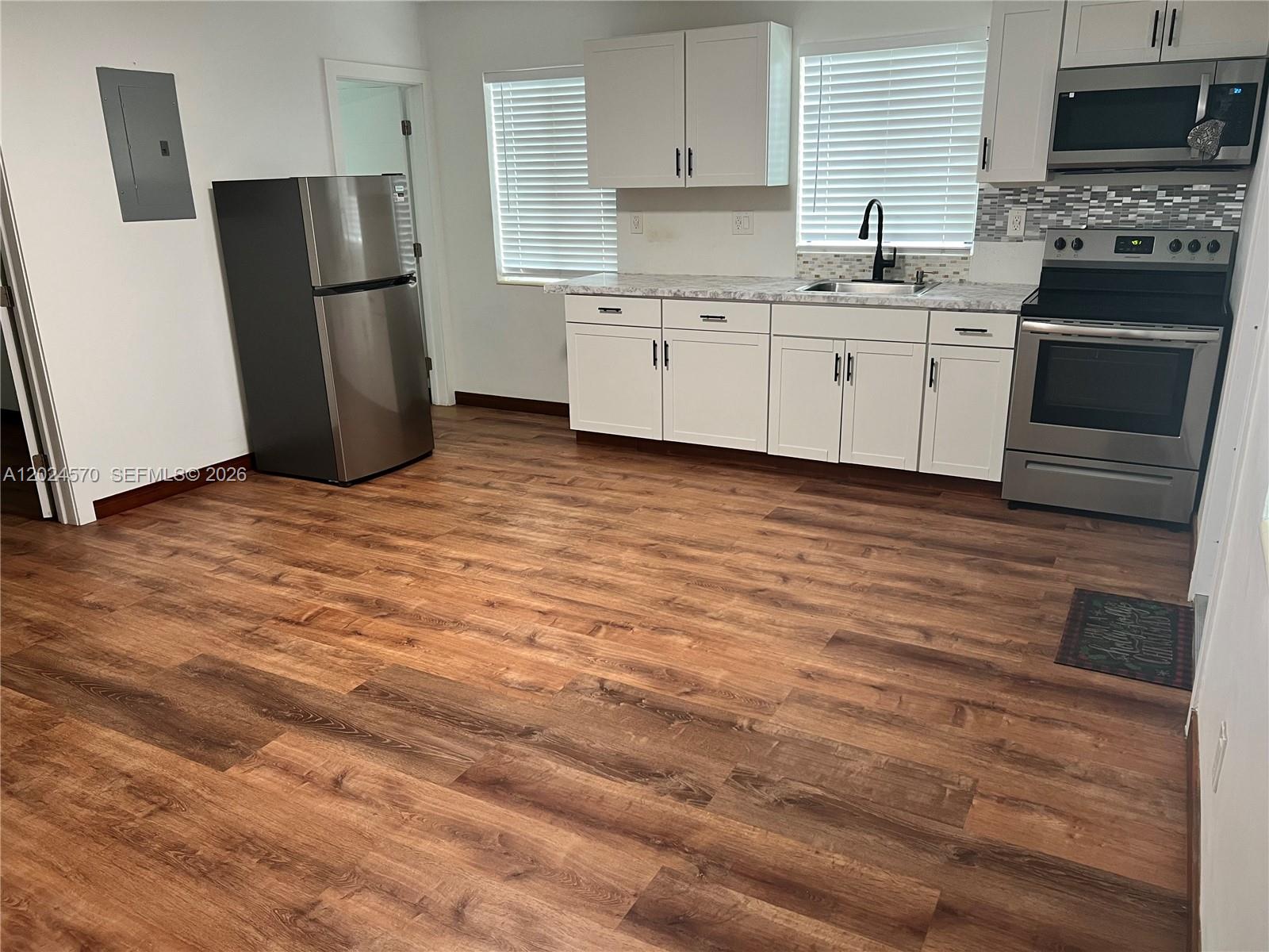 Property photo # 0