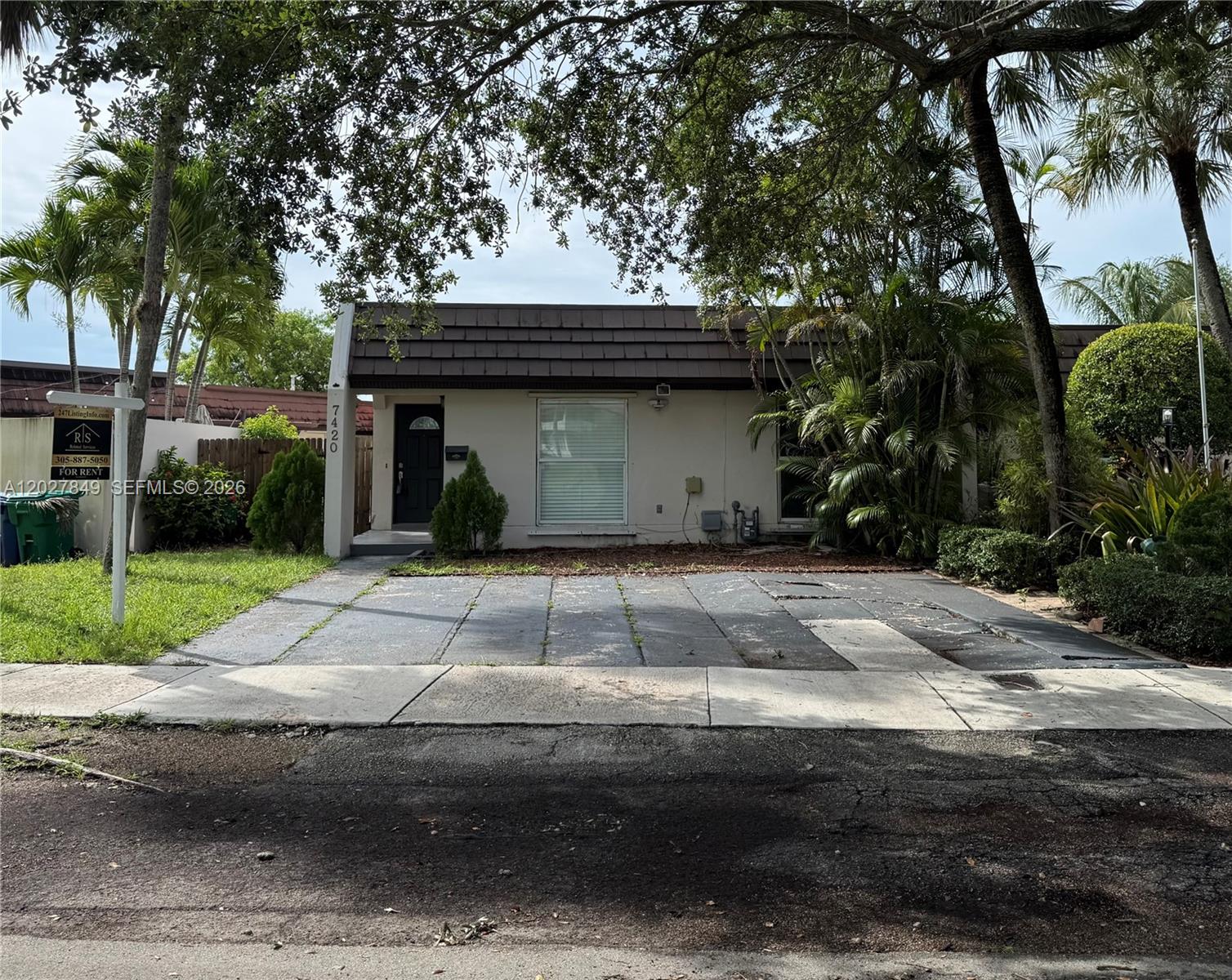 Miami Lakes Golf Course V