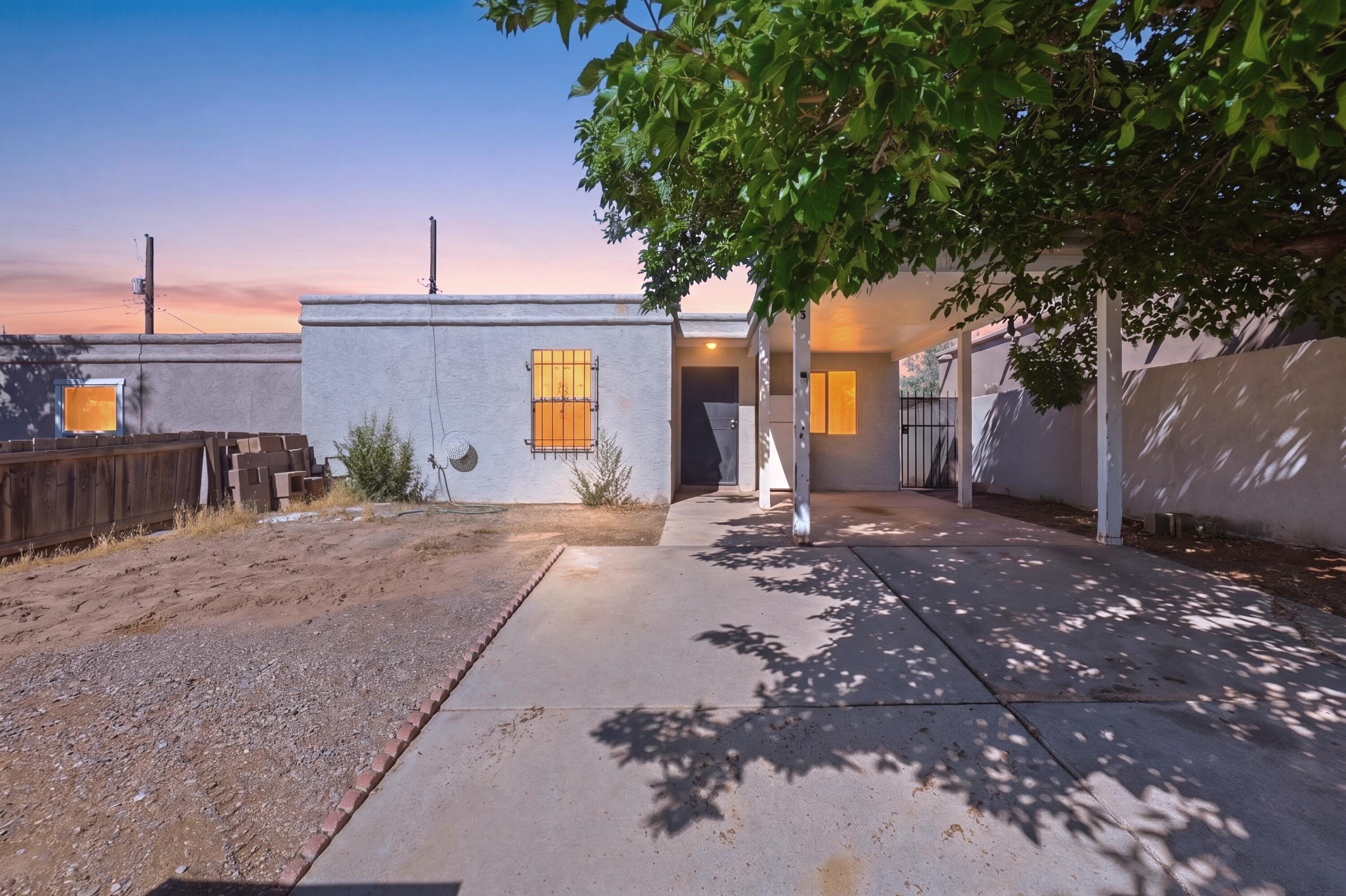 123 Merlida Court SW, Albuquerque