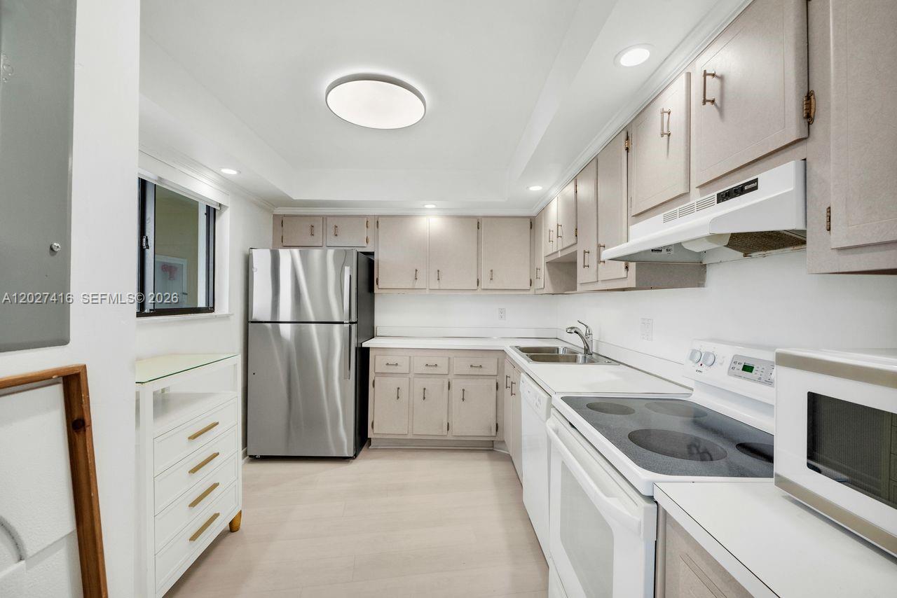 Property photo # 5