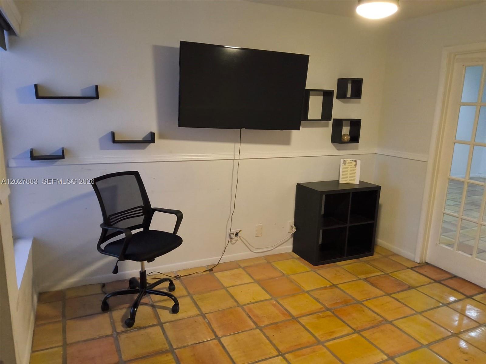 Property photo # 6