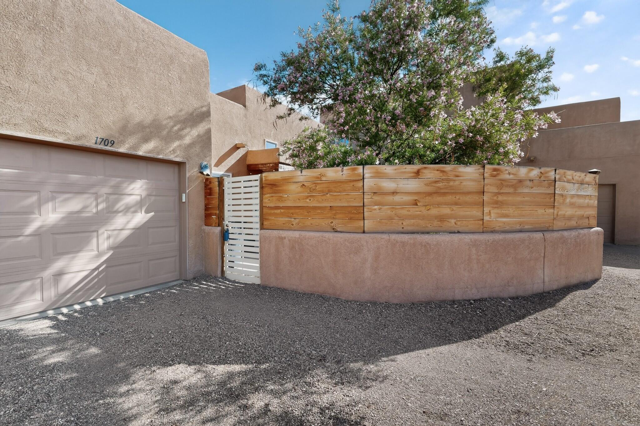 Homes for sale in Albuquerque, NM | 1709 Violetas Rd Nw, Albuquerque, NM 87104 | MLS# 1104502