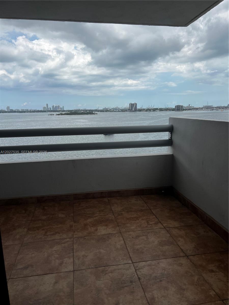 Property photo # 9