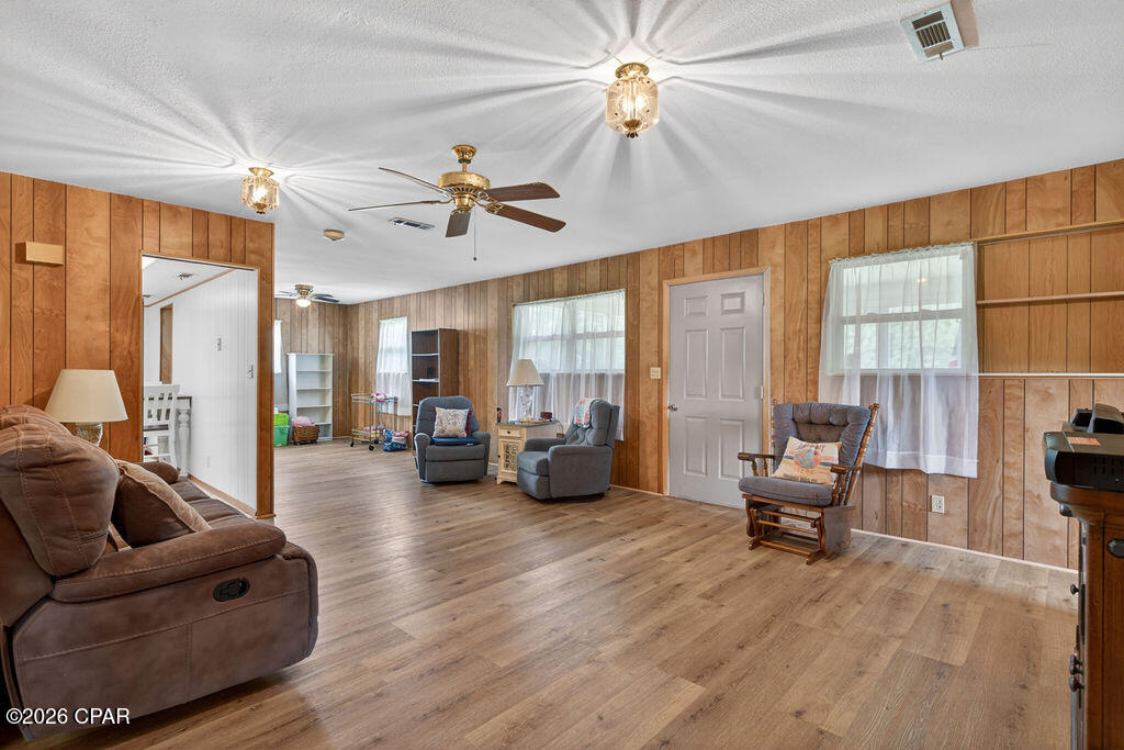 4th image of 2527 Frost Ln, Chipley, FL 32428 | MLS# 790591