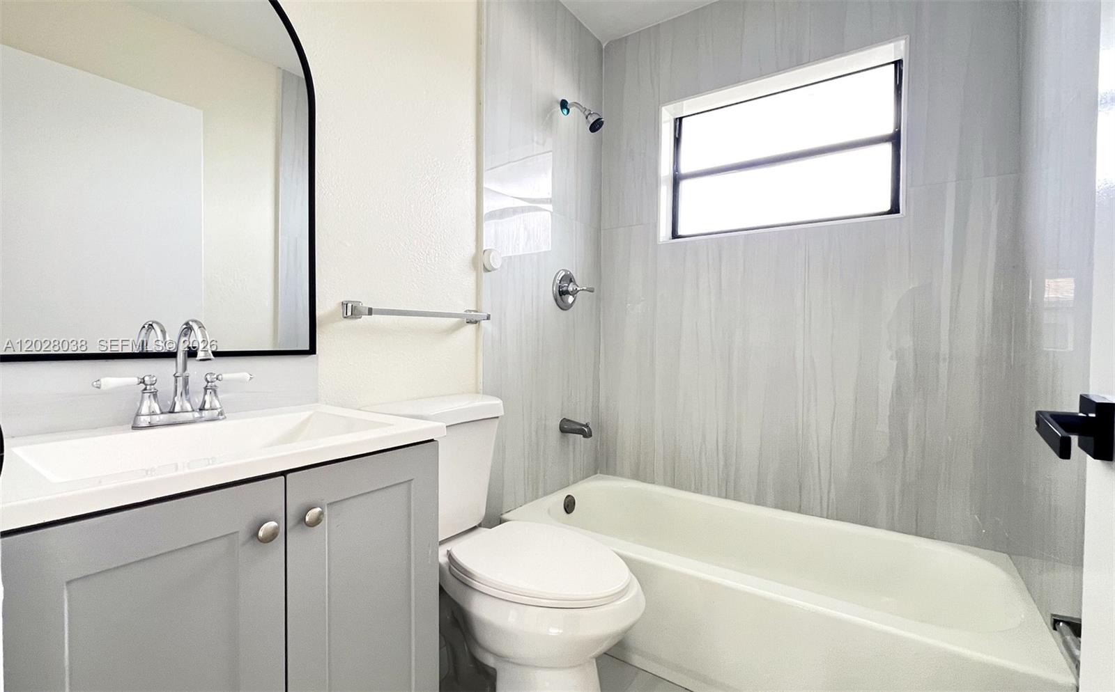 Property photo # 9