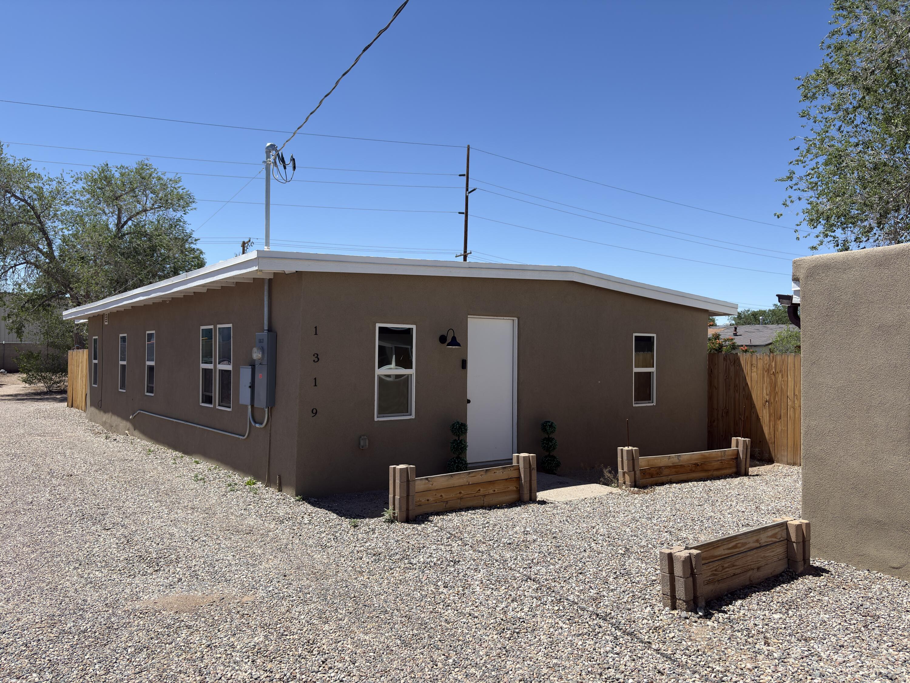 Photo 3 of Single family home for sale at 1319 15th Street Nw, Albuquerque, NM 87104 | MLS# 1104522 | Listing updated on 2026-09-25