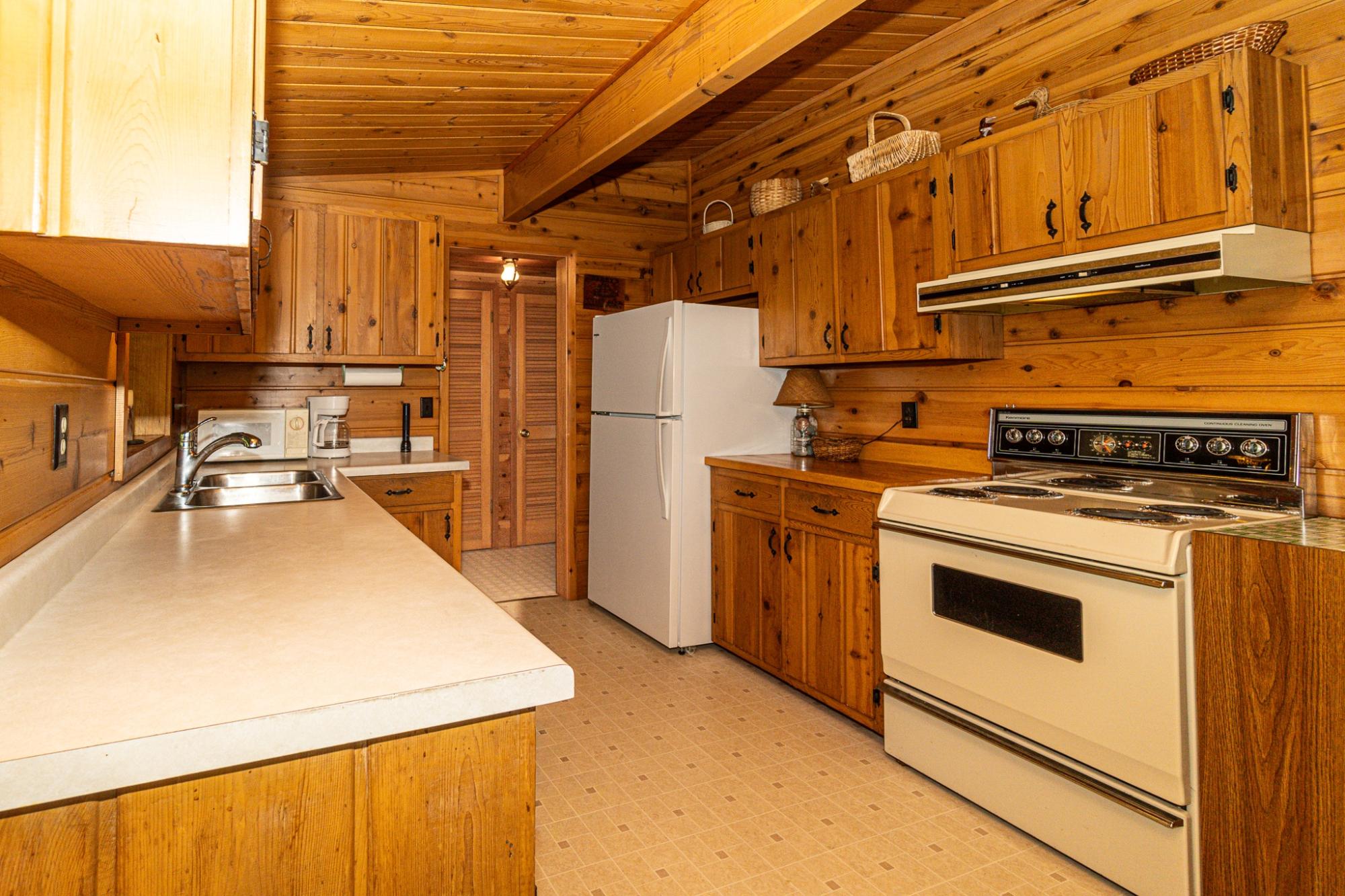 Armour Lake Property 11383 Bartsch Rd Photo 14