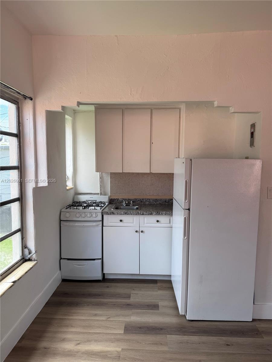 Property photo # 0