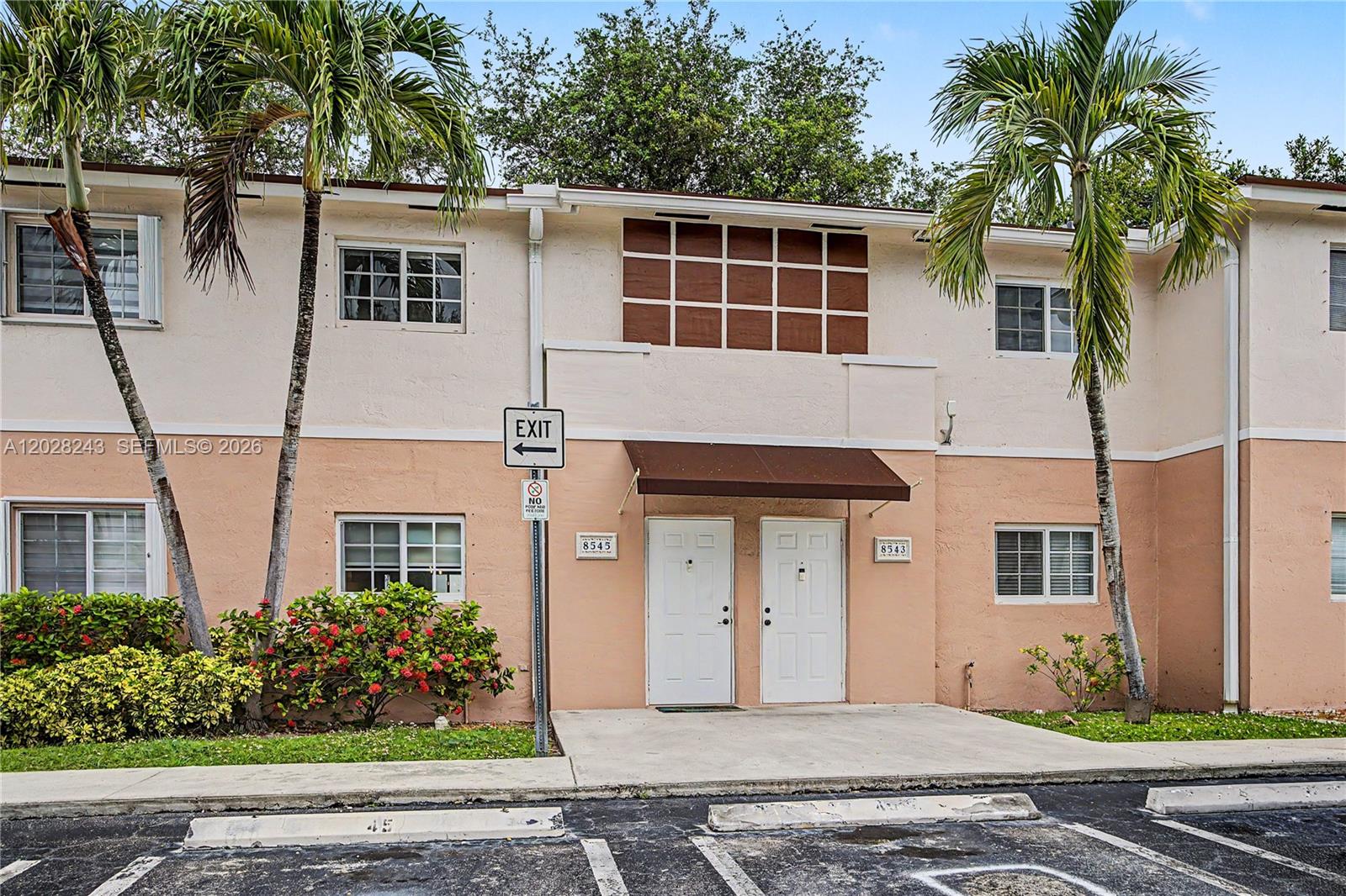 Kendall Palms A Condo