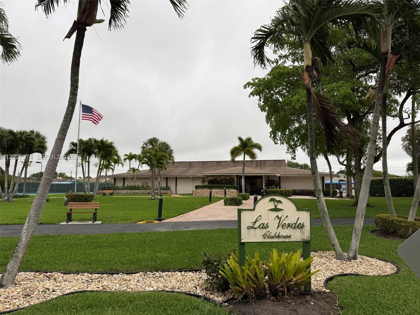 Palmetto Condo