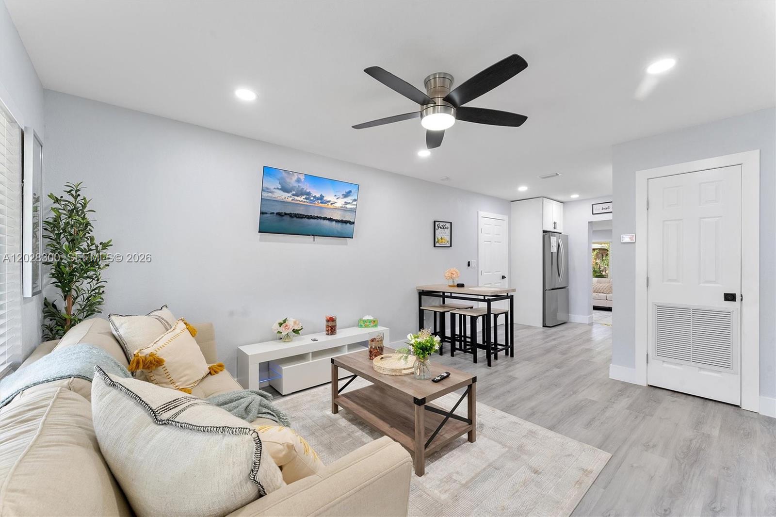 Property photo # 6