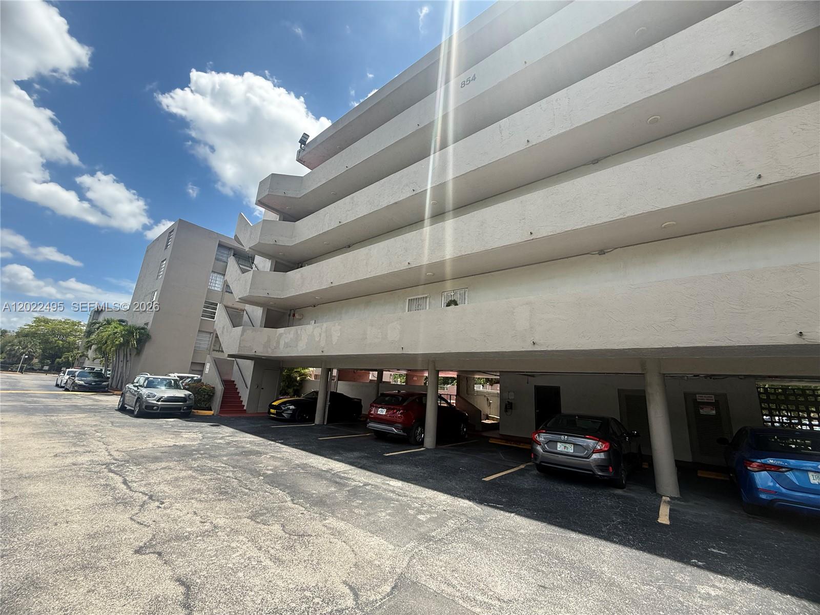 Sandalwood Condo Apts