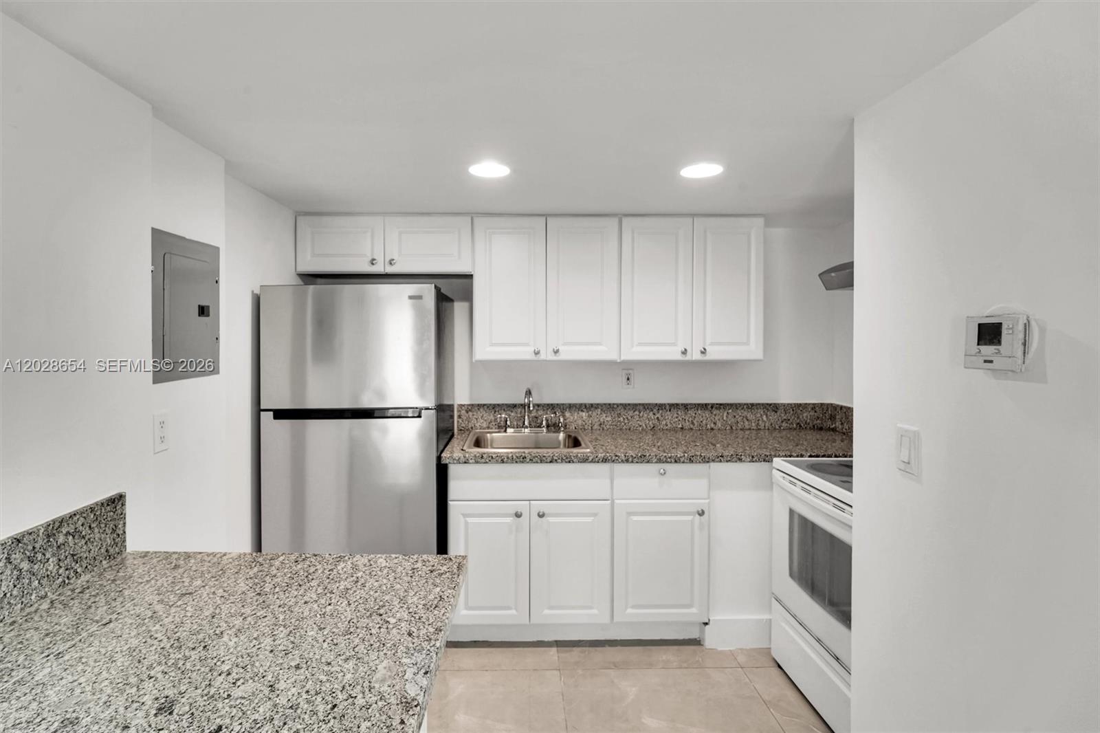 Property photo # 6