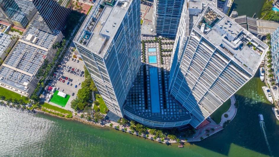 Iconbrickell Condo No 1