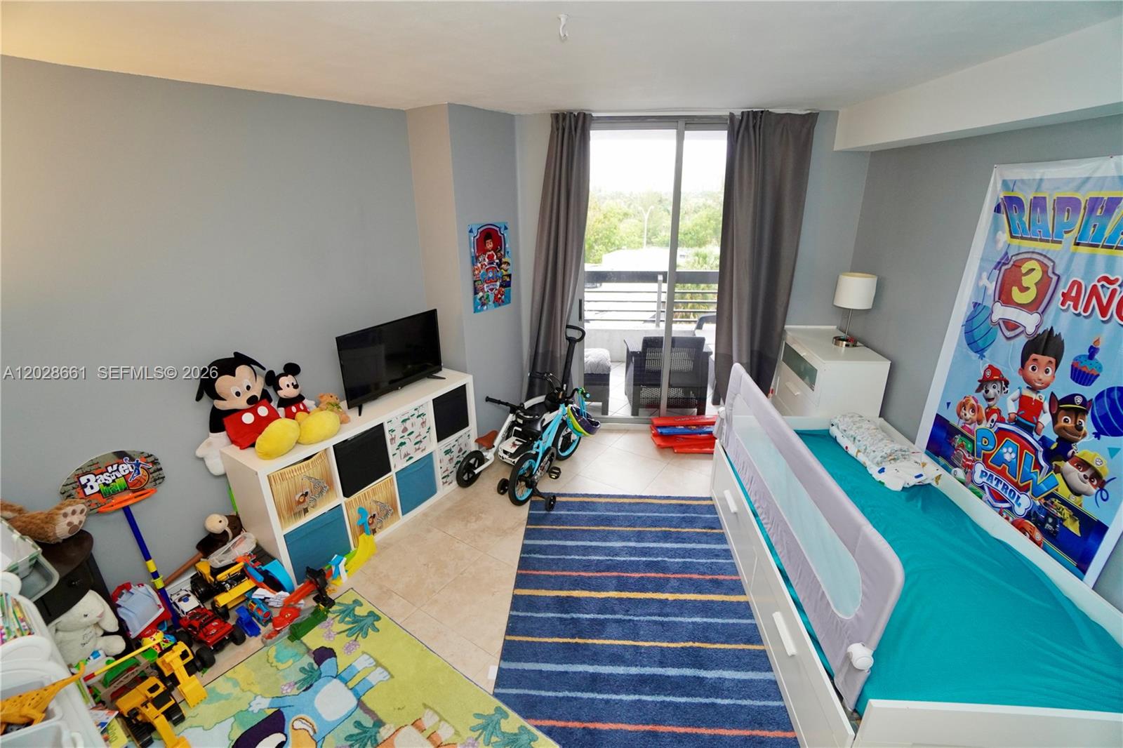 Property photo # 1