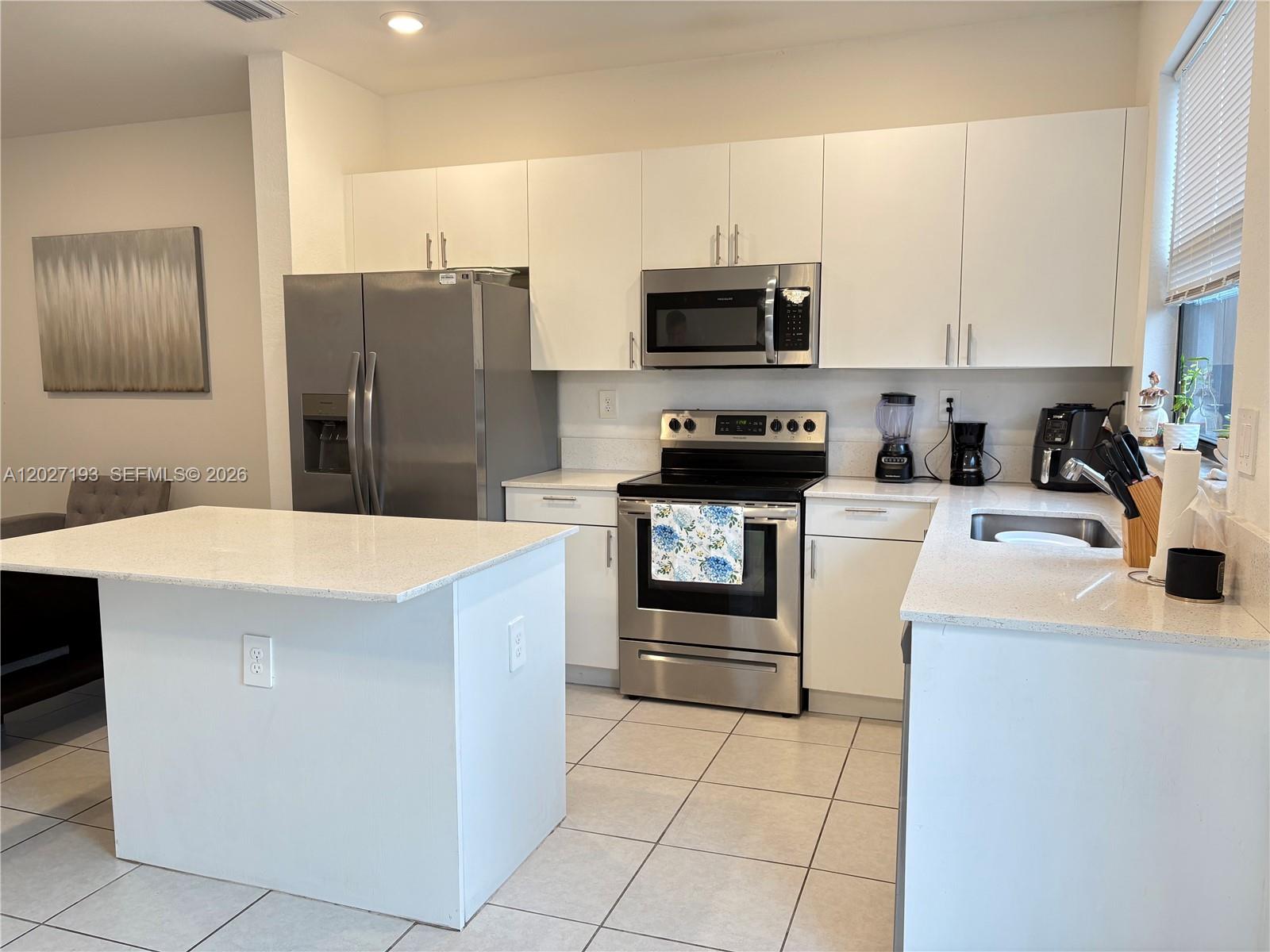 Property photo # 9