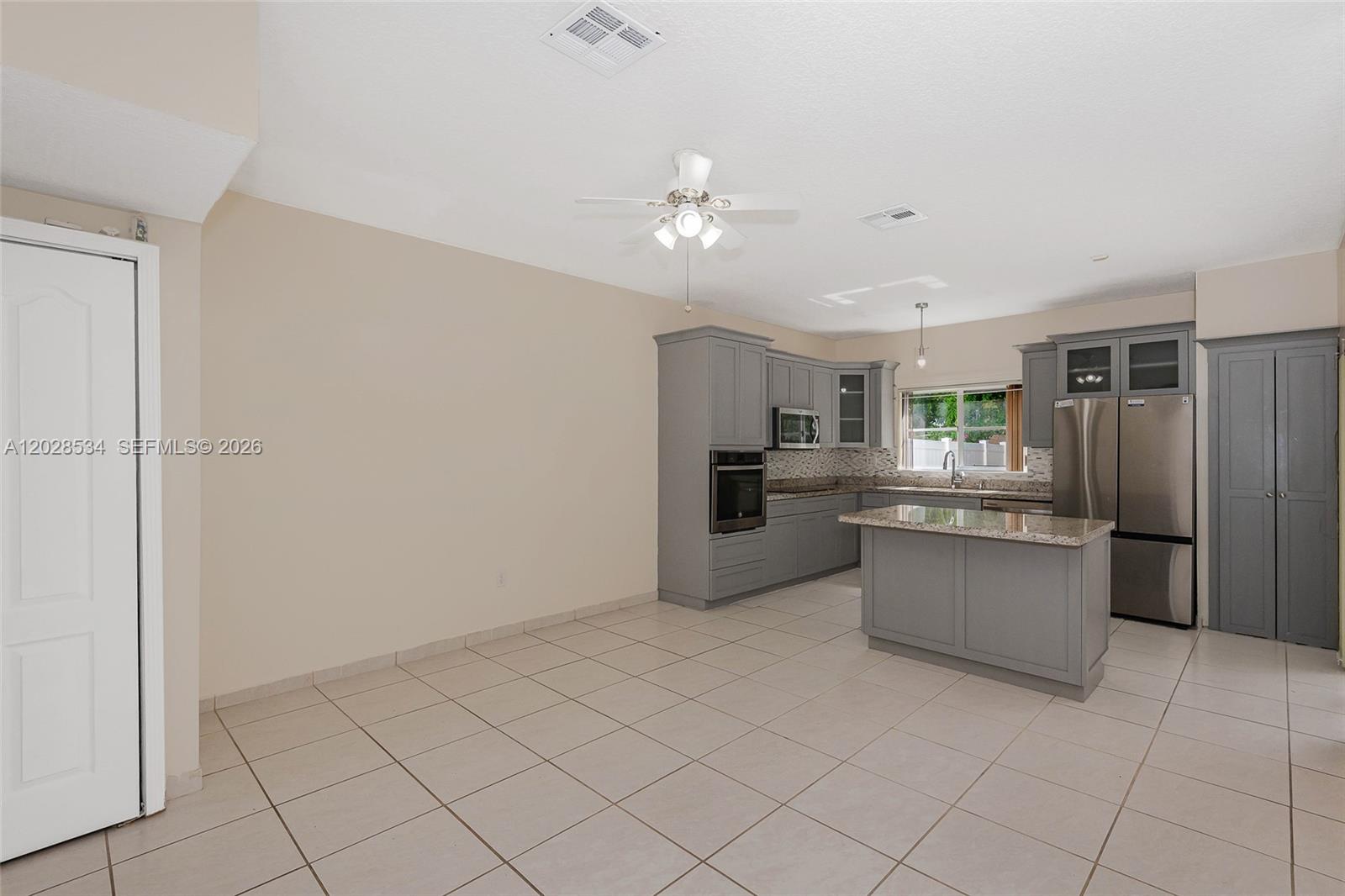 Property photo # 2