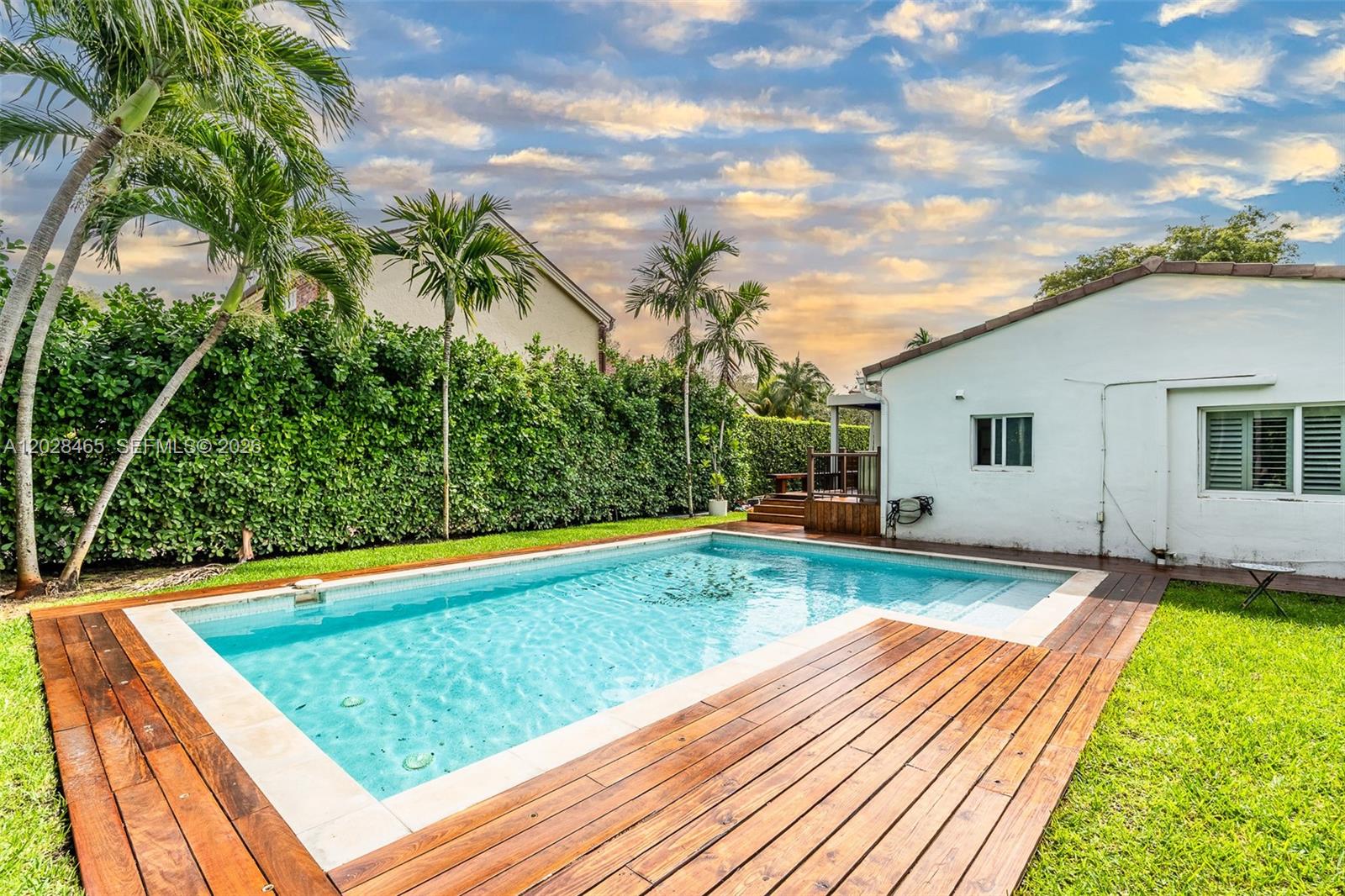 Bay Breeze Sec Miami Shor