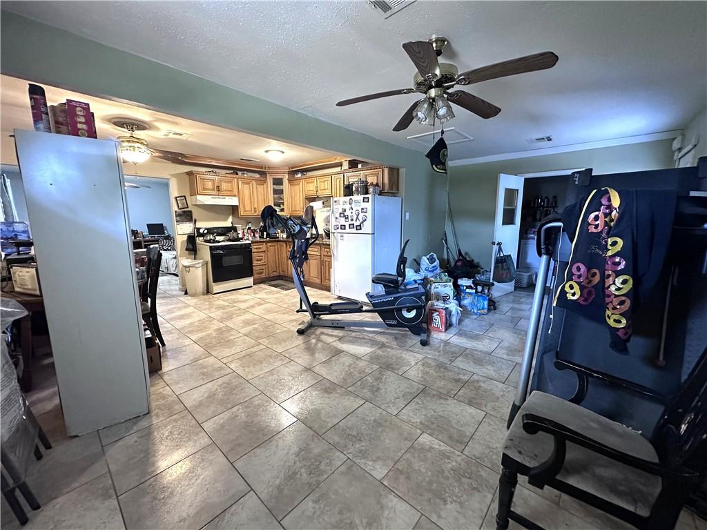 Homes for sale in Harvey, LA | 1013 Sandalwood Dr, Harvey, LA 70058 | MLS# 2560717