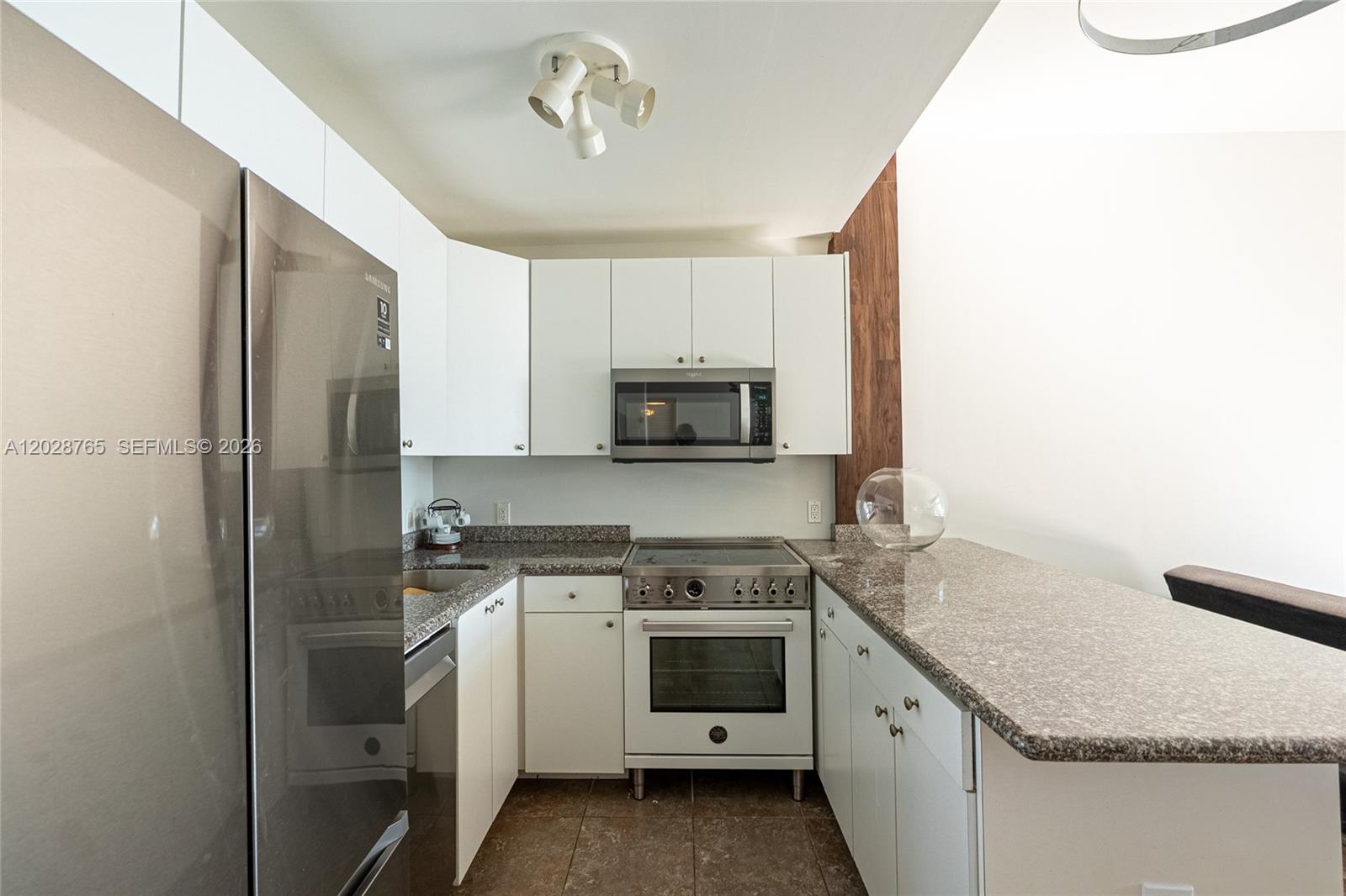 Property photo # 8