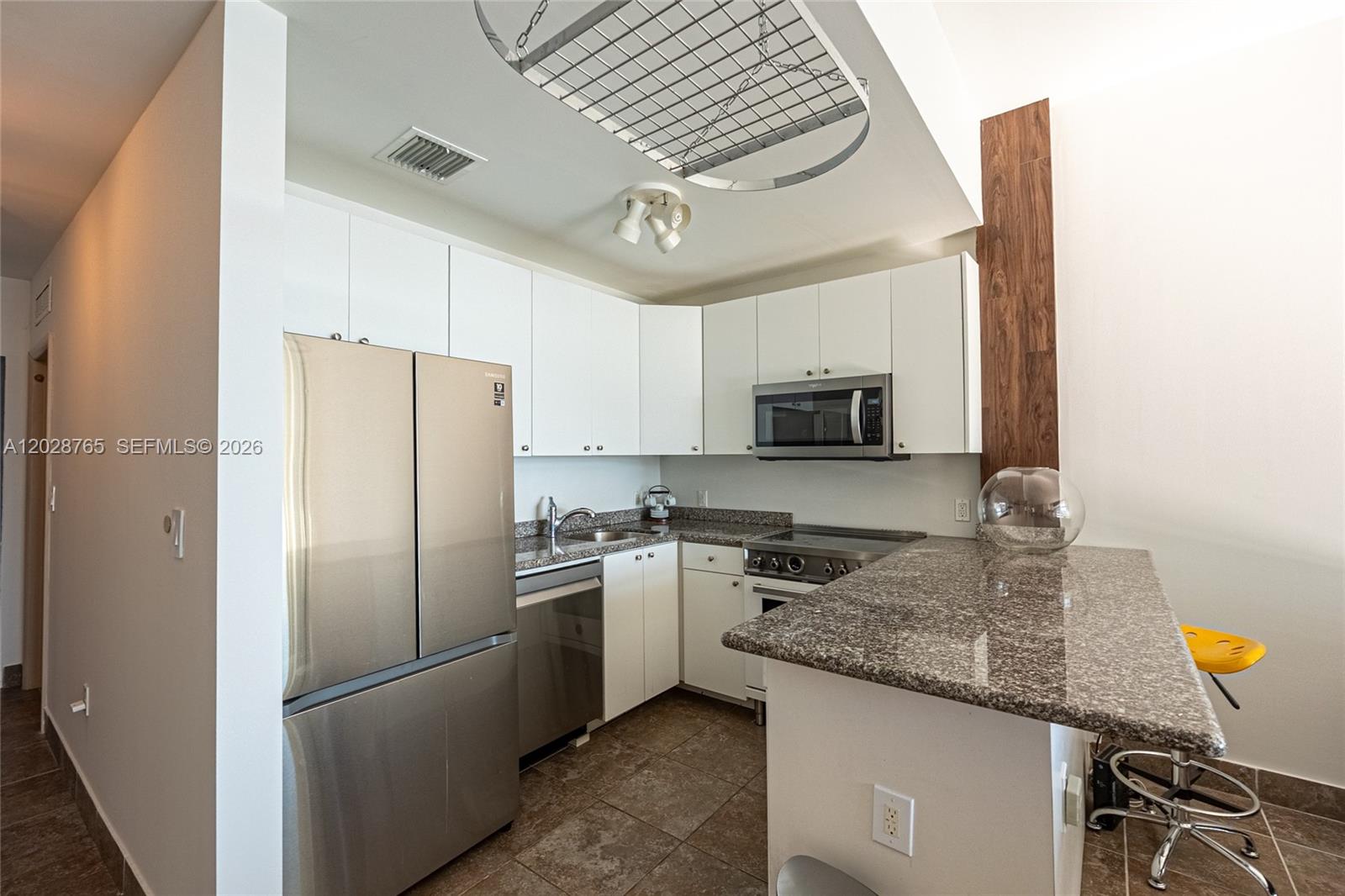 Property photo # 9