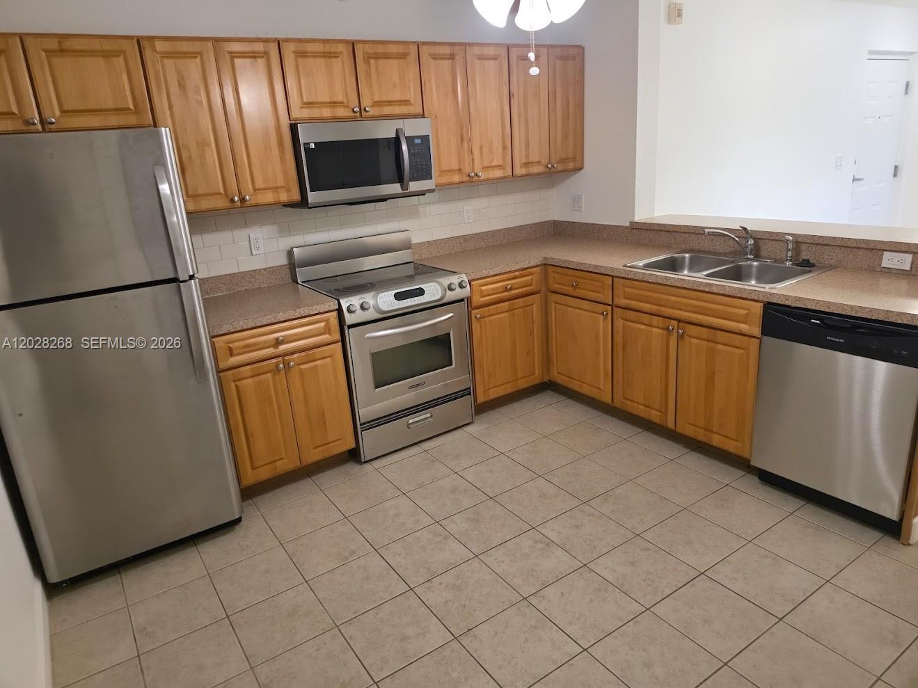 Grand Marquis Condo Homes