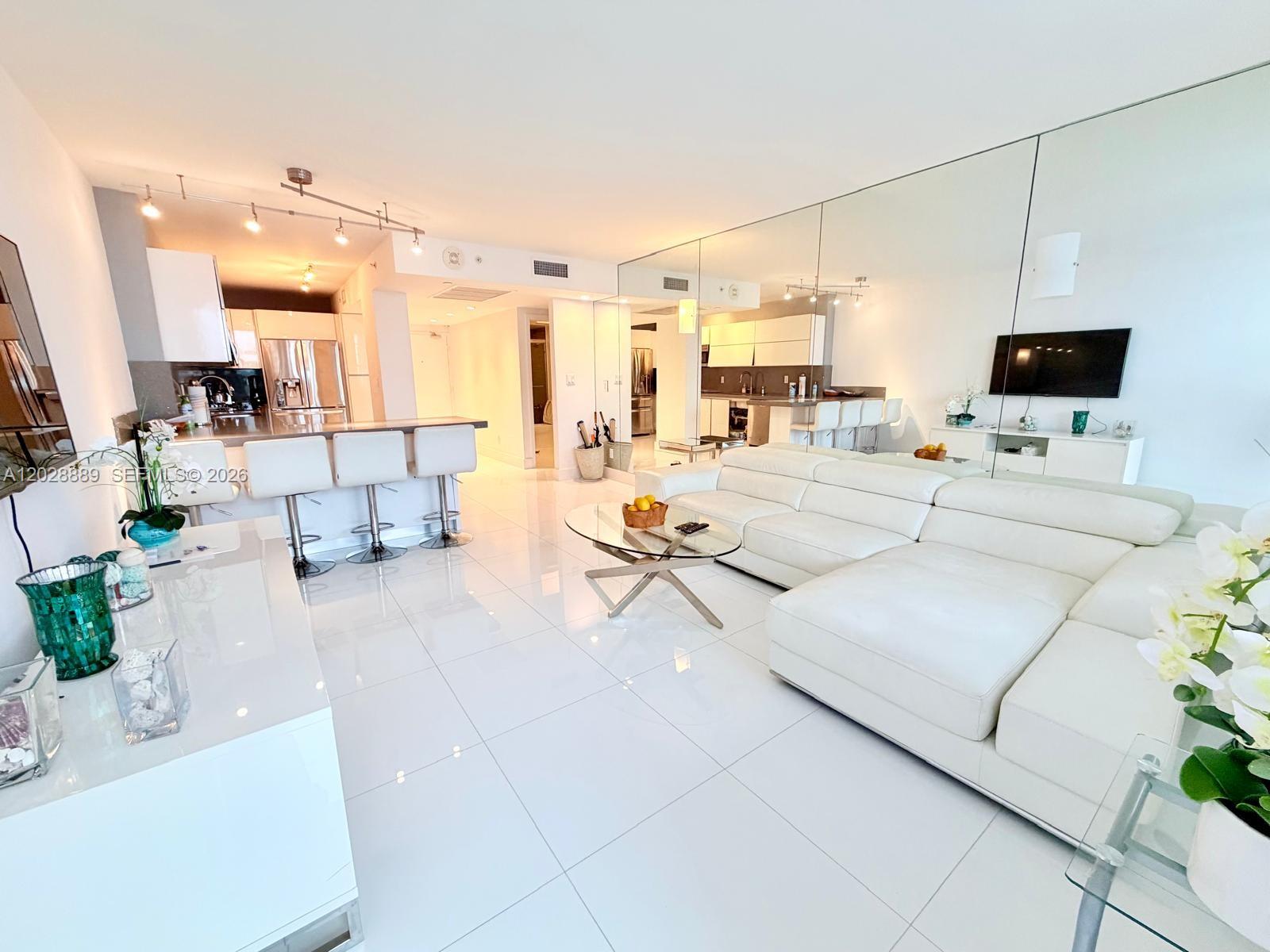 The Decoplage Condo