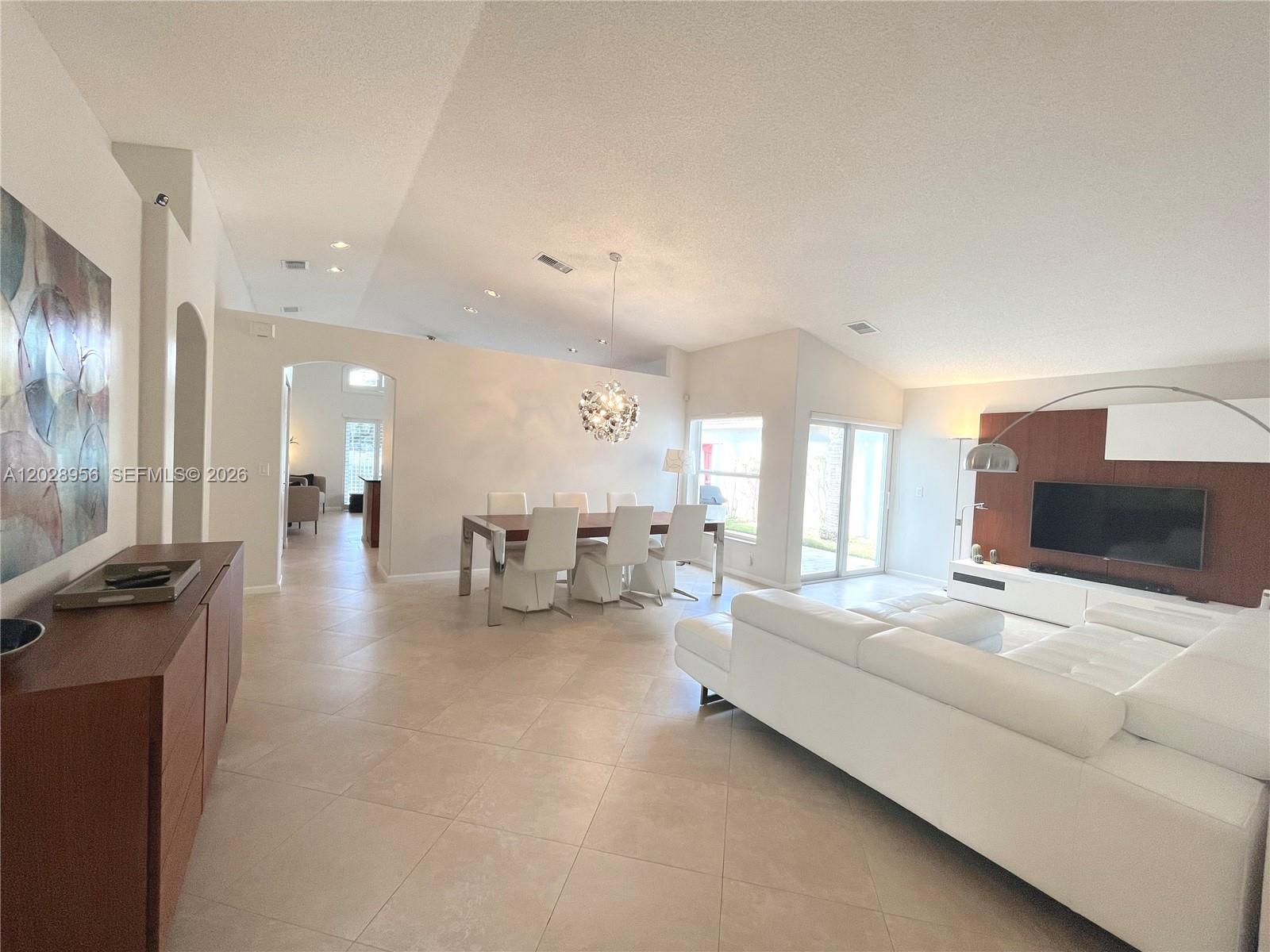 Property photo # 6