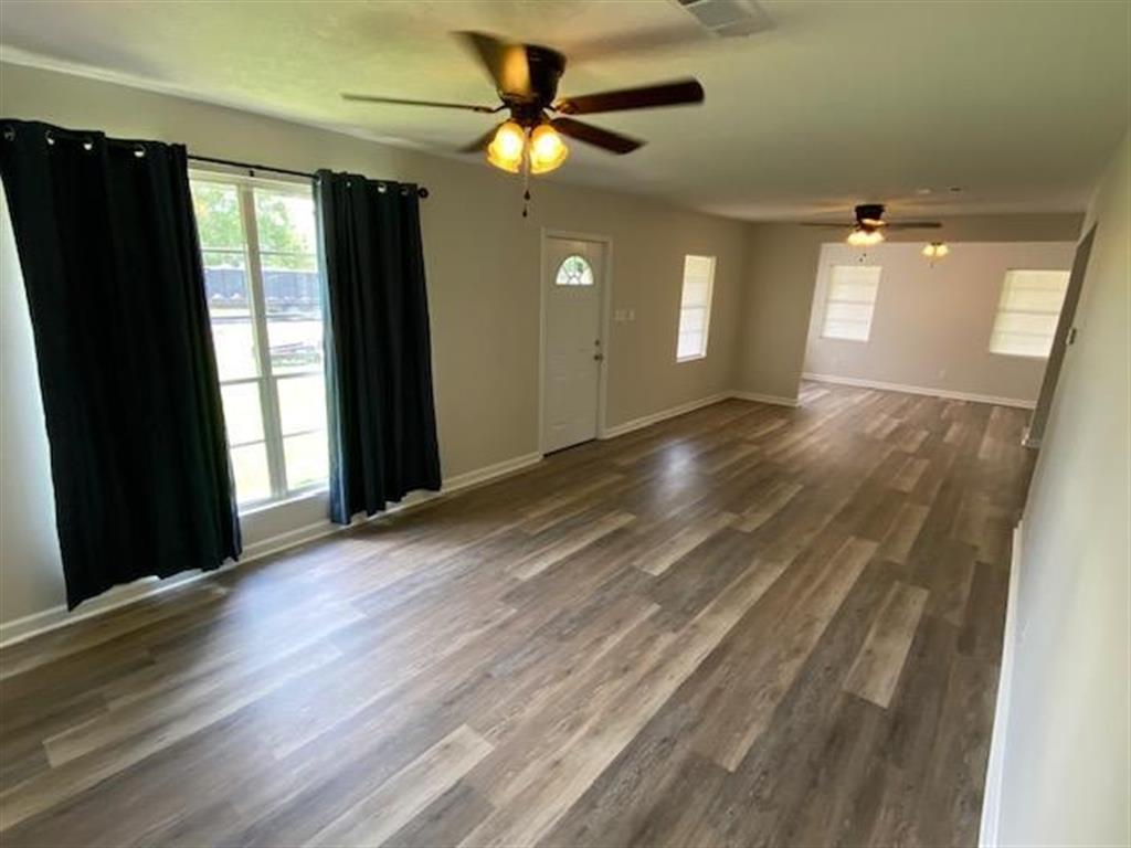 312 Barbara Hill Drive — photo 2