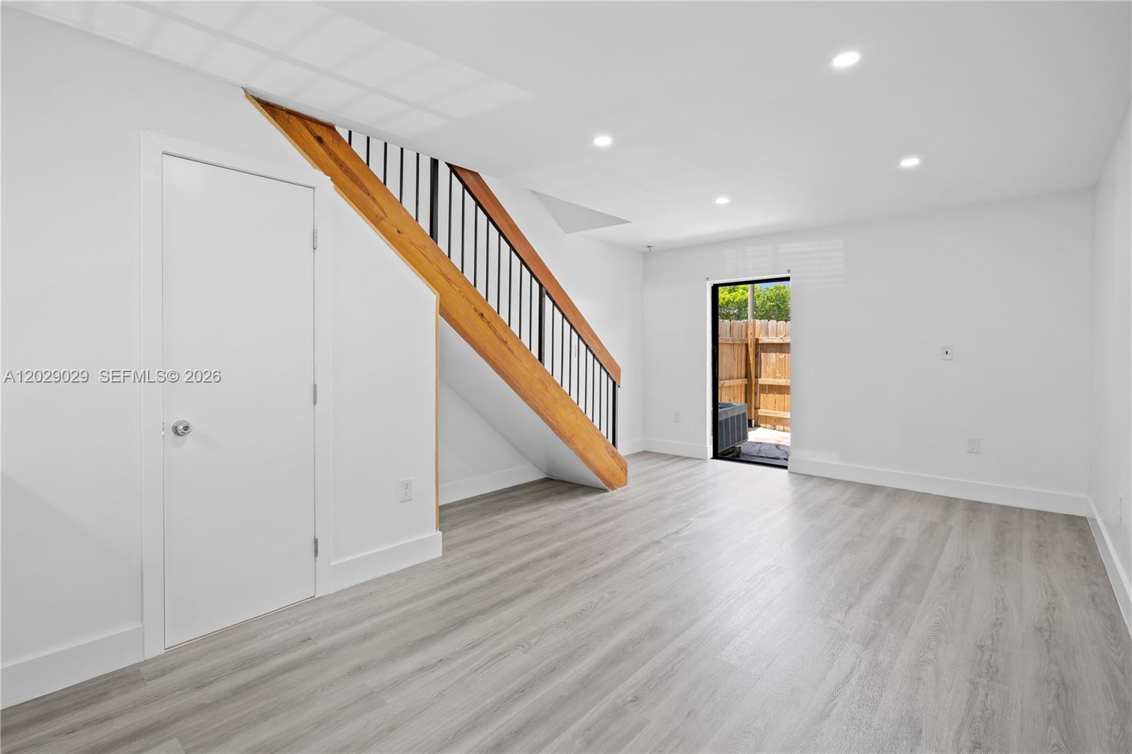 Property photo # 8