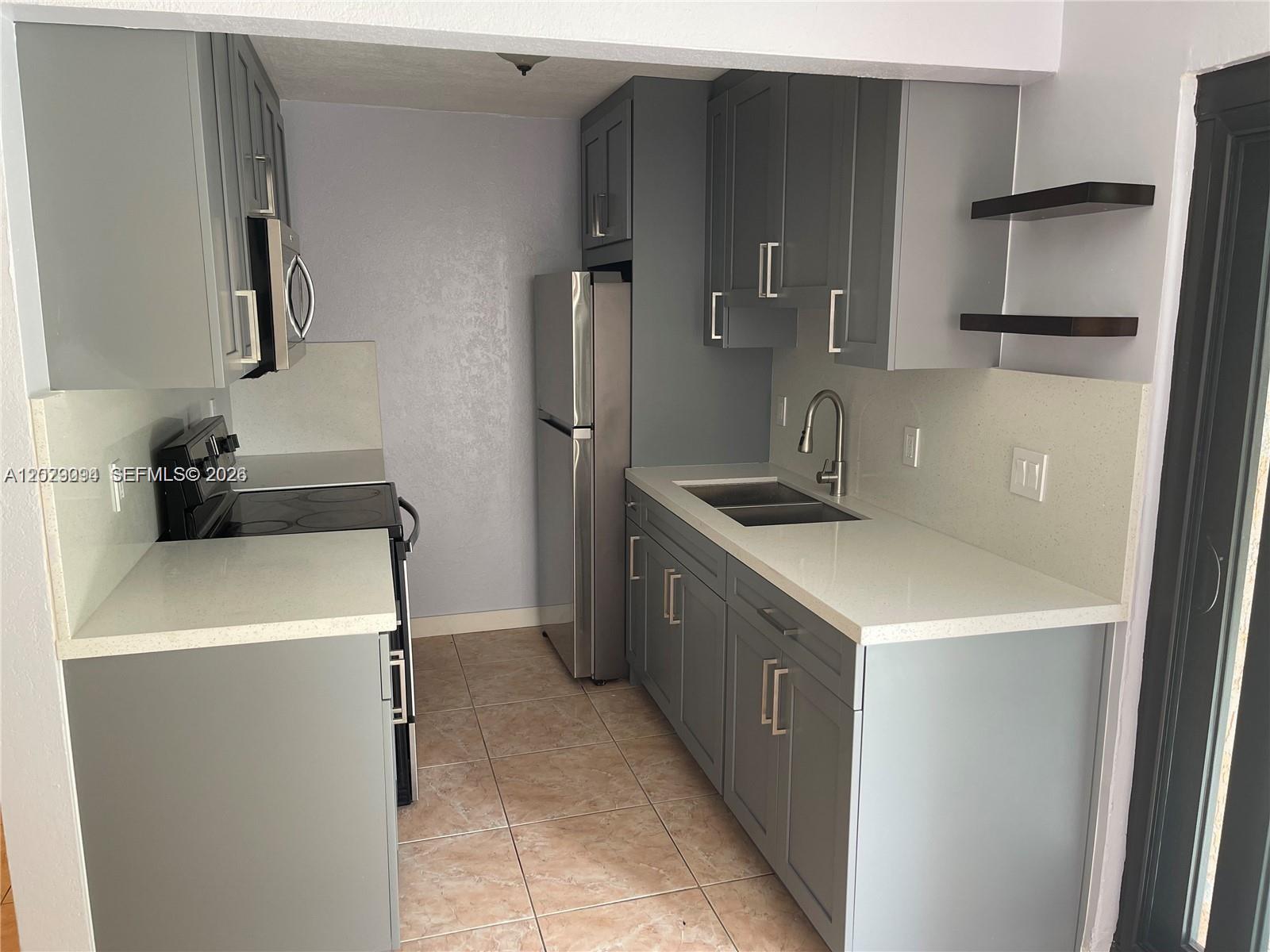 Property photo # 4