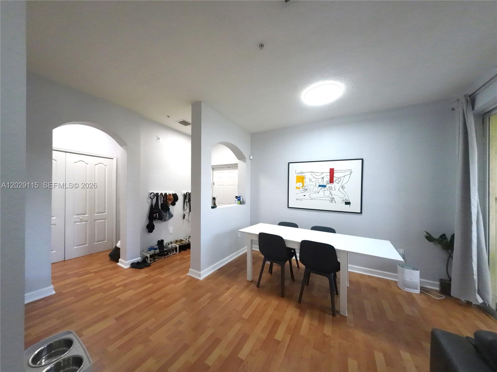 Property photo # 6