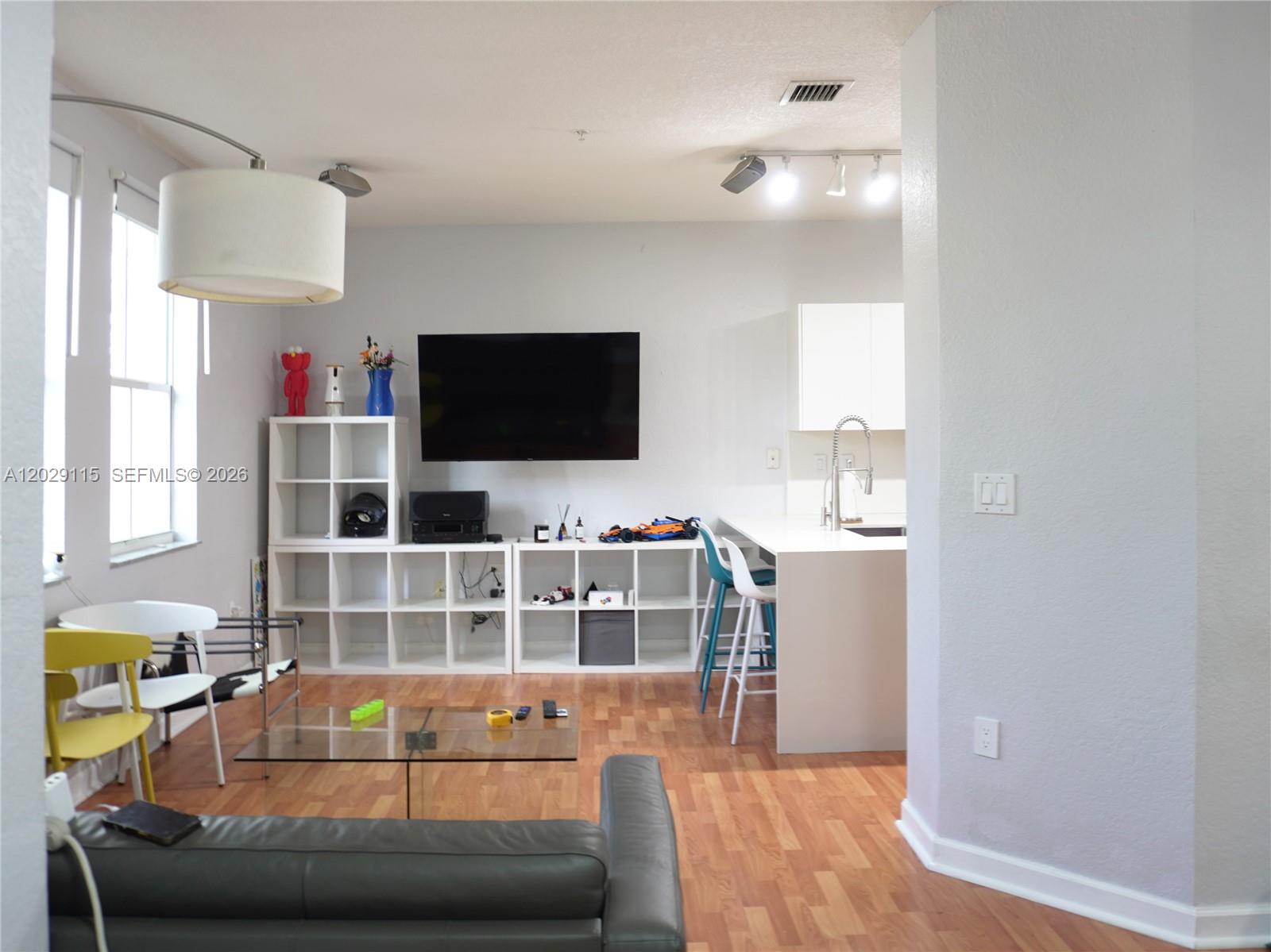 Property photo # 8