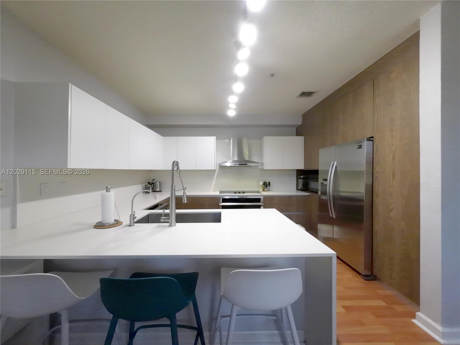 Property photo # 2