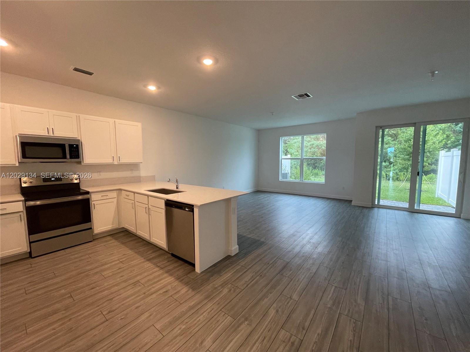 Property photo # 3