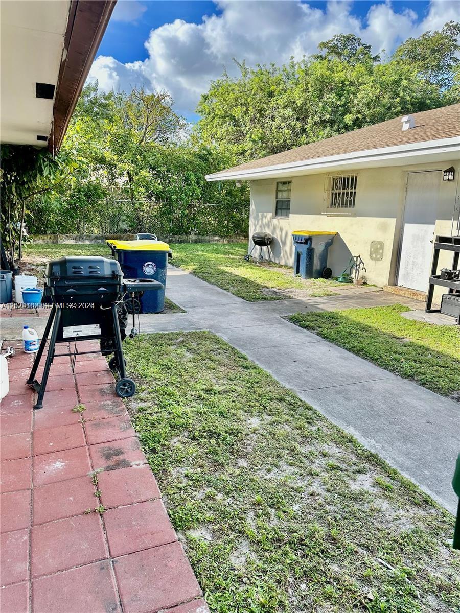 Property photo # 9