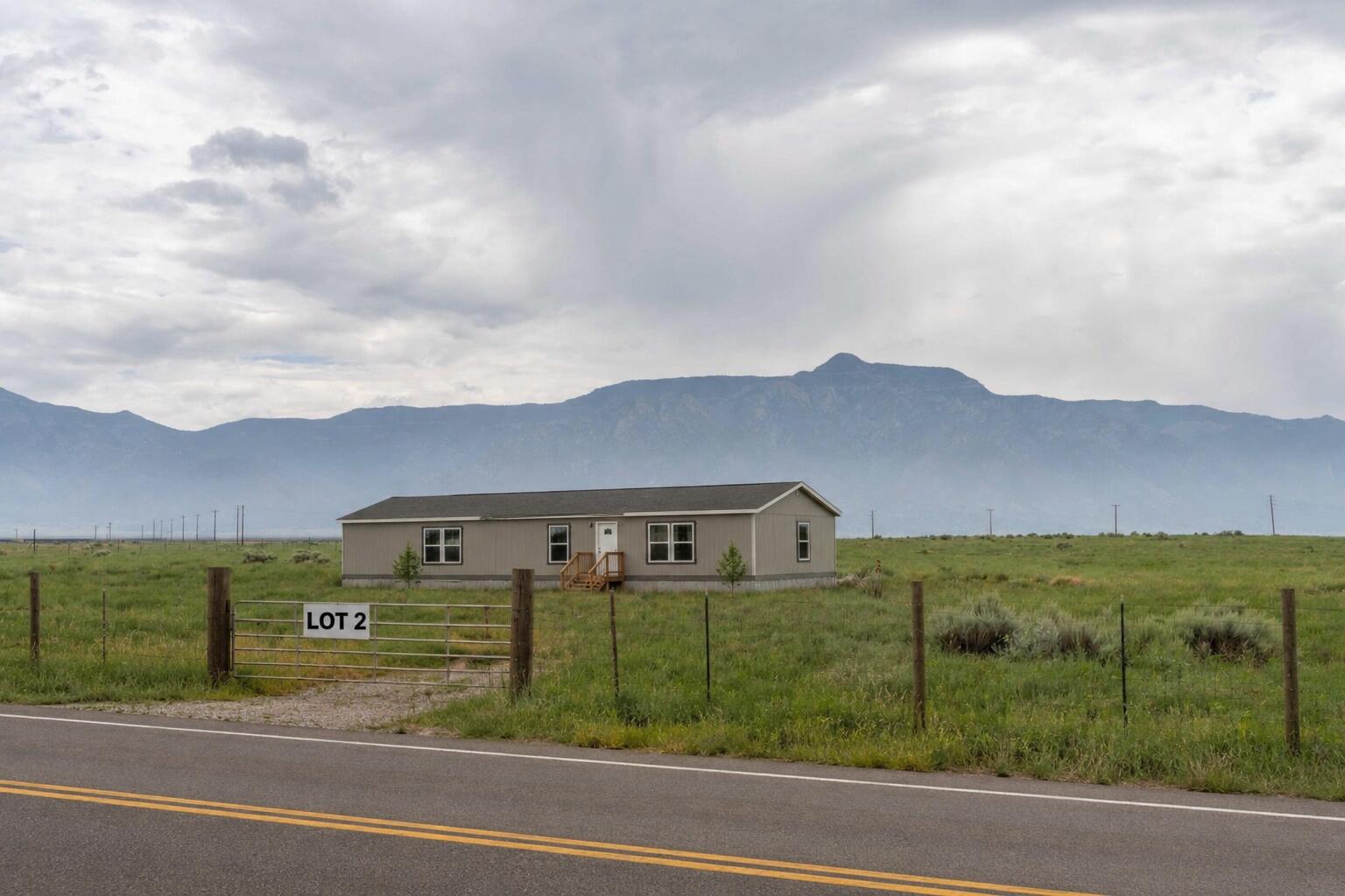 1st image of 0 Meadowlake Rd, Los Lunas, NM 87031 | MLS# 1104625