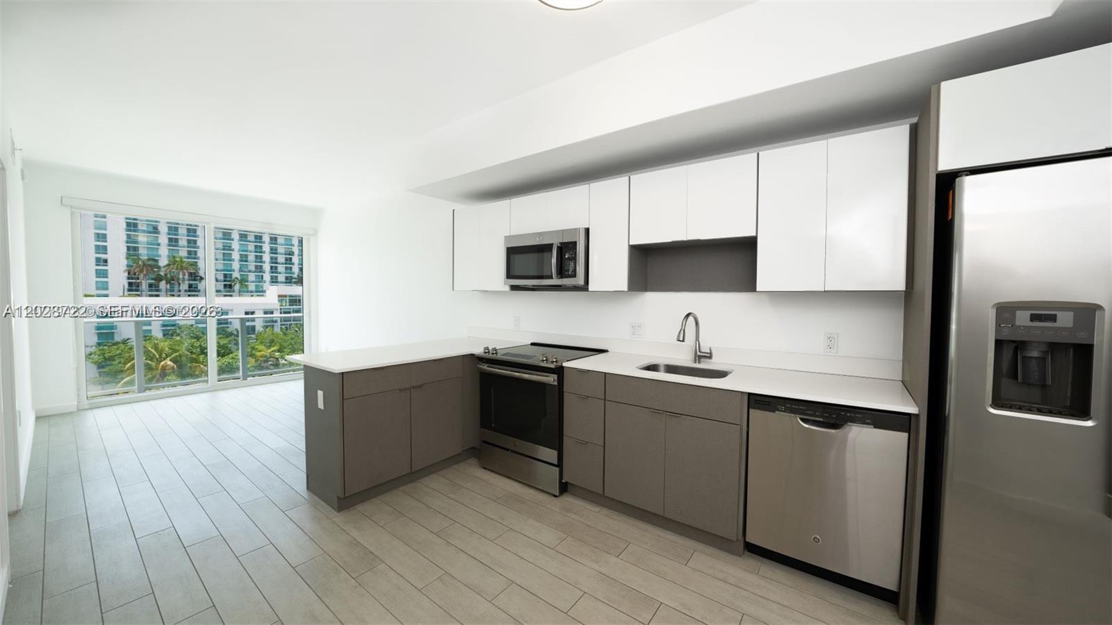 26 Edgewater Condo